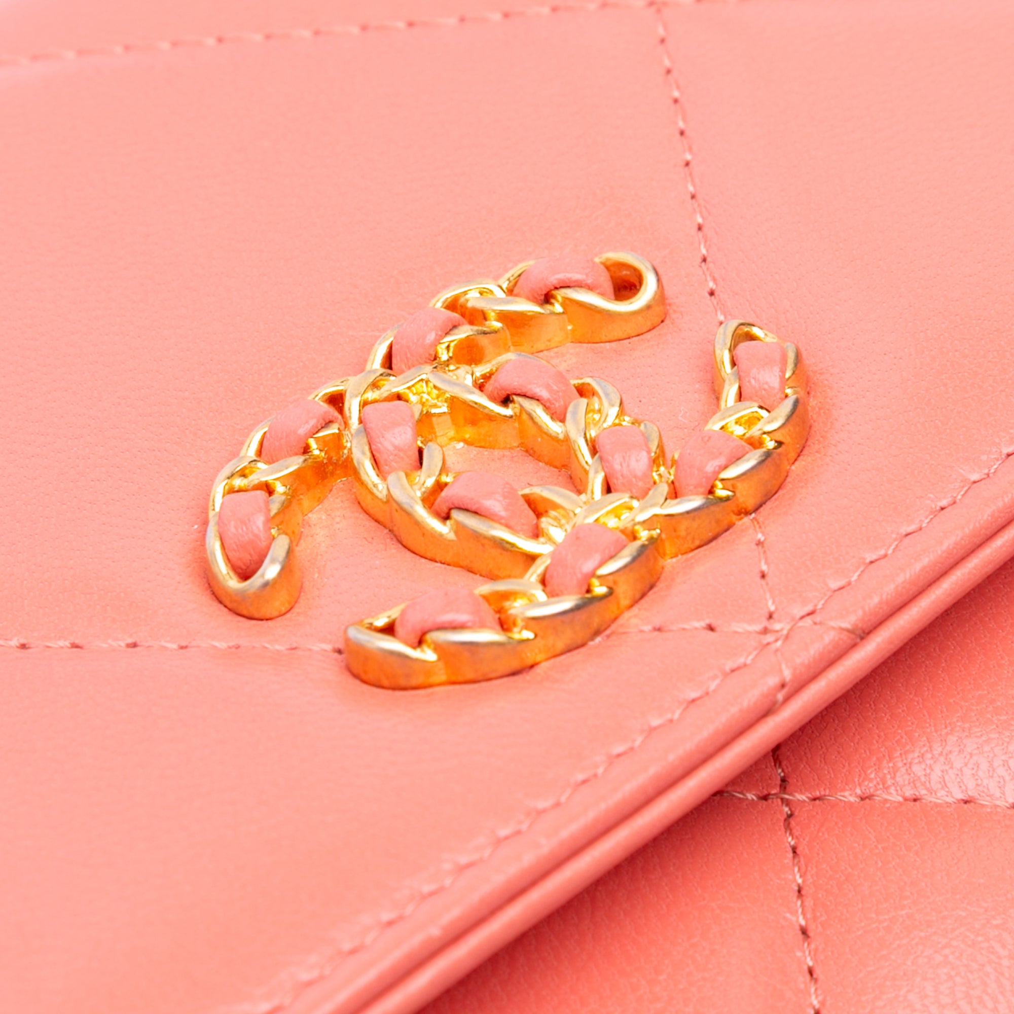 Chanel Quilted Lambskin 19 Wallet on Chain - image 6