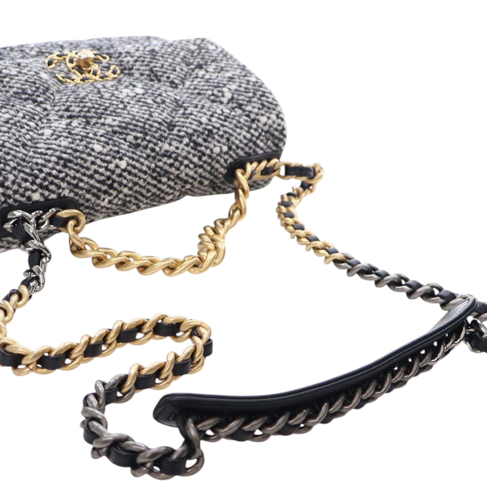 Chanel Medium Tweed 19 Flap - image 11