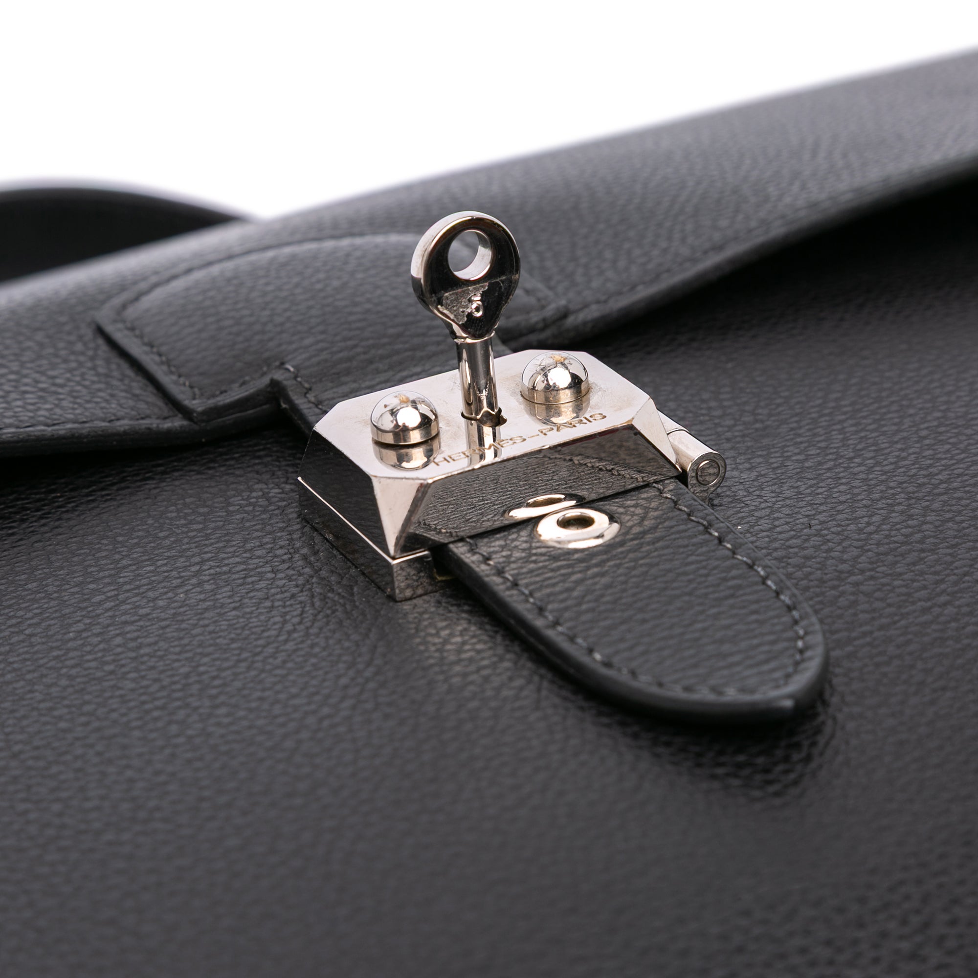 Hermès Togo Sac A Depeches 38 - image 7