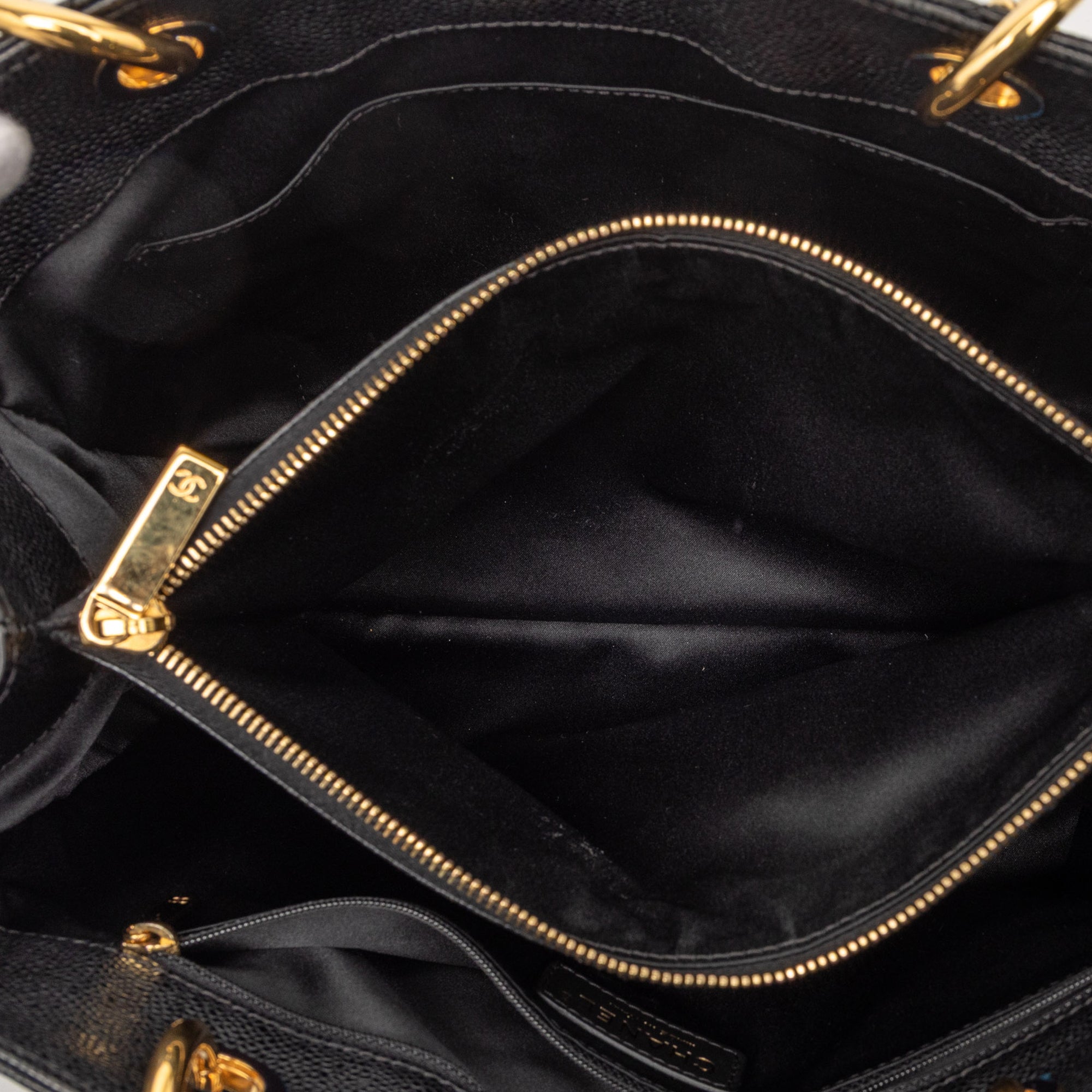 Chanel Caviar Grand Shopping Tote - image 4