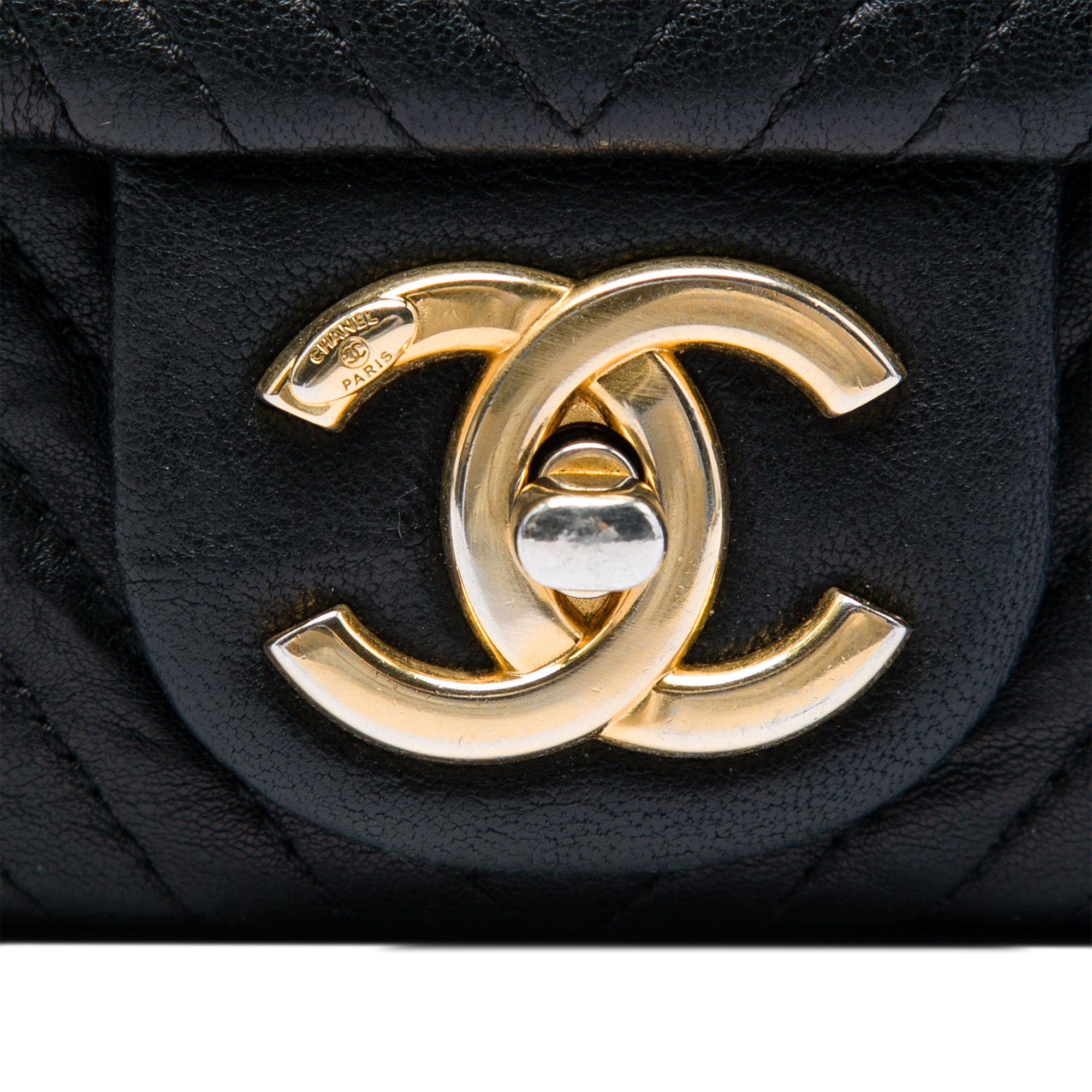 Chanel Medium Quilted Chevron Wrinkled Lambskin Surpique Flap - image 5