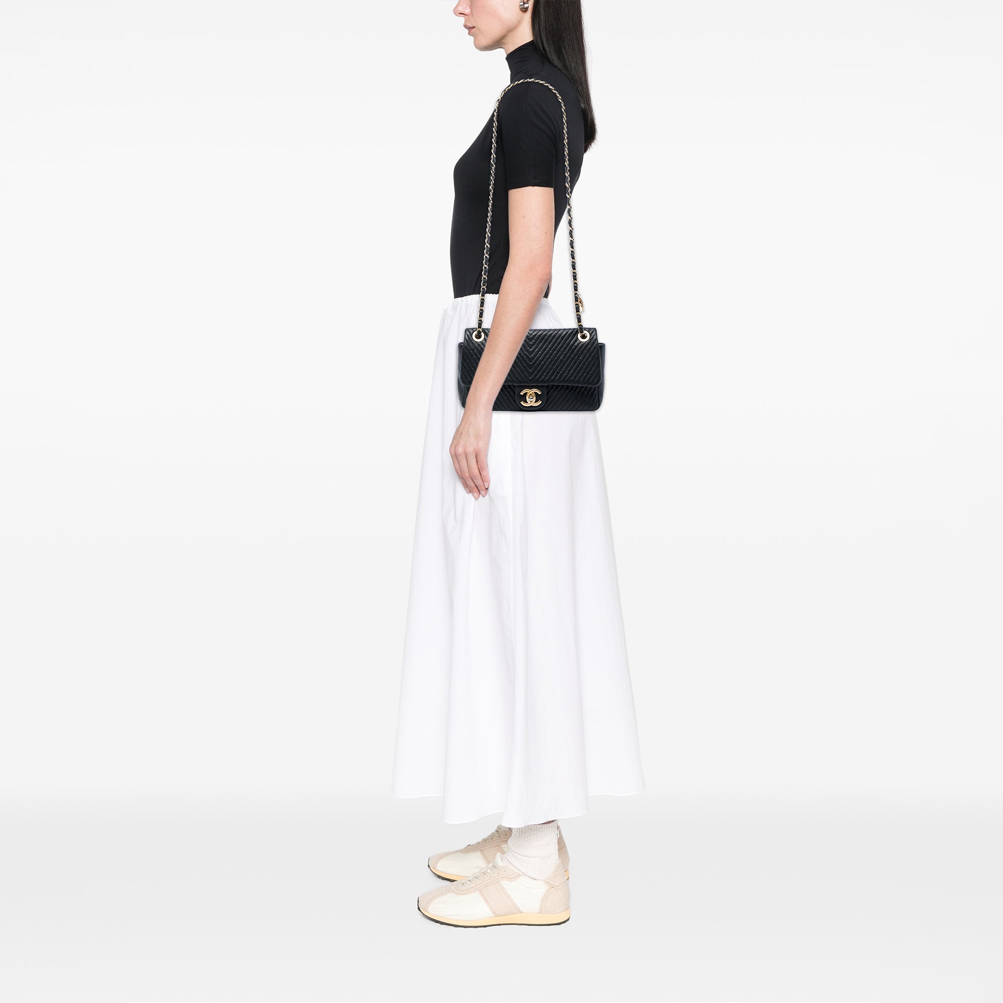 Chanel Medium Quilted Chevron Wrinkled Lambskin Surpique Flap - image 6