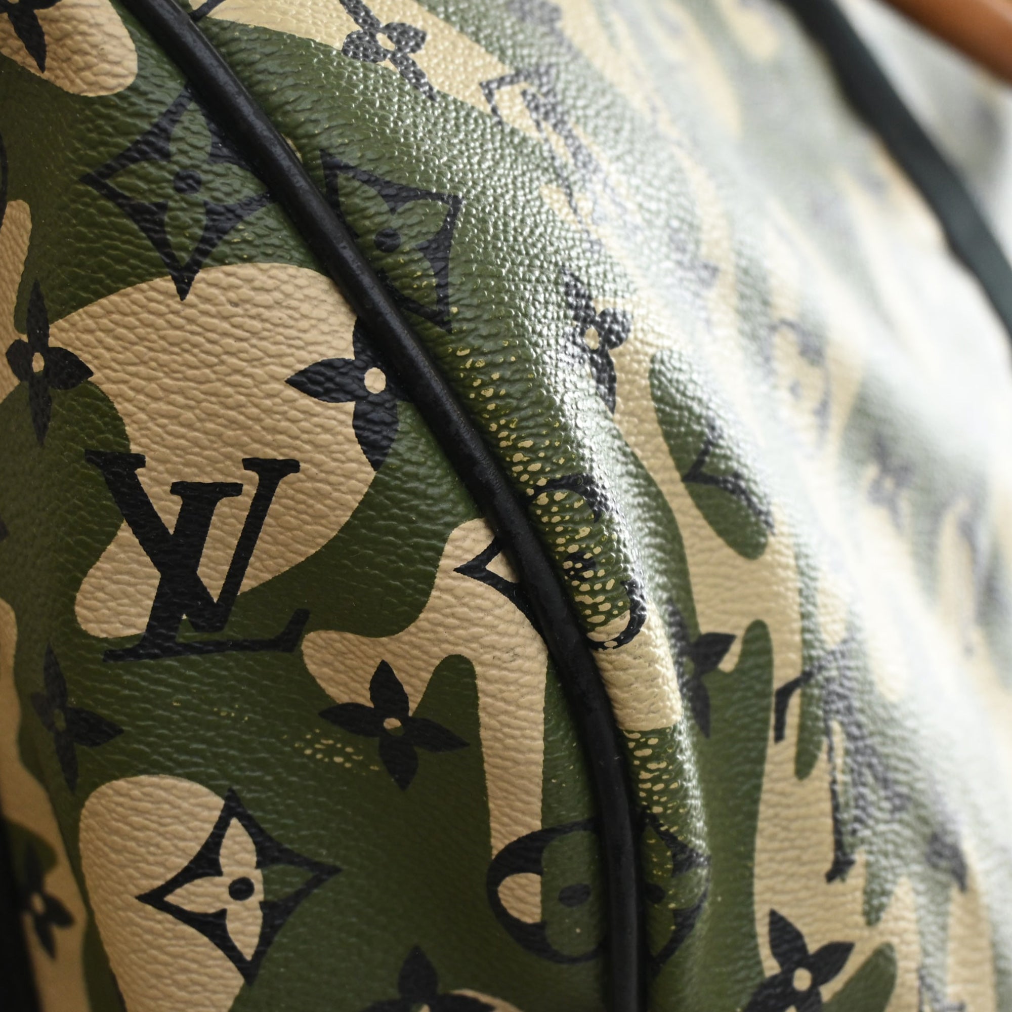 Louis Vuitton Takashi Murakami Monogramouflage Keepall Bandouliere 55 - image 6