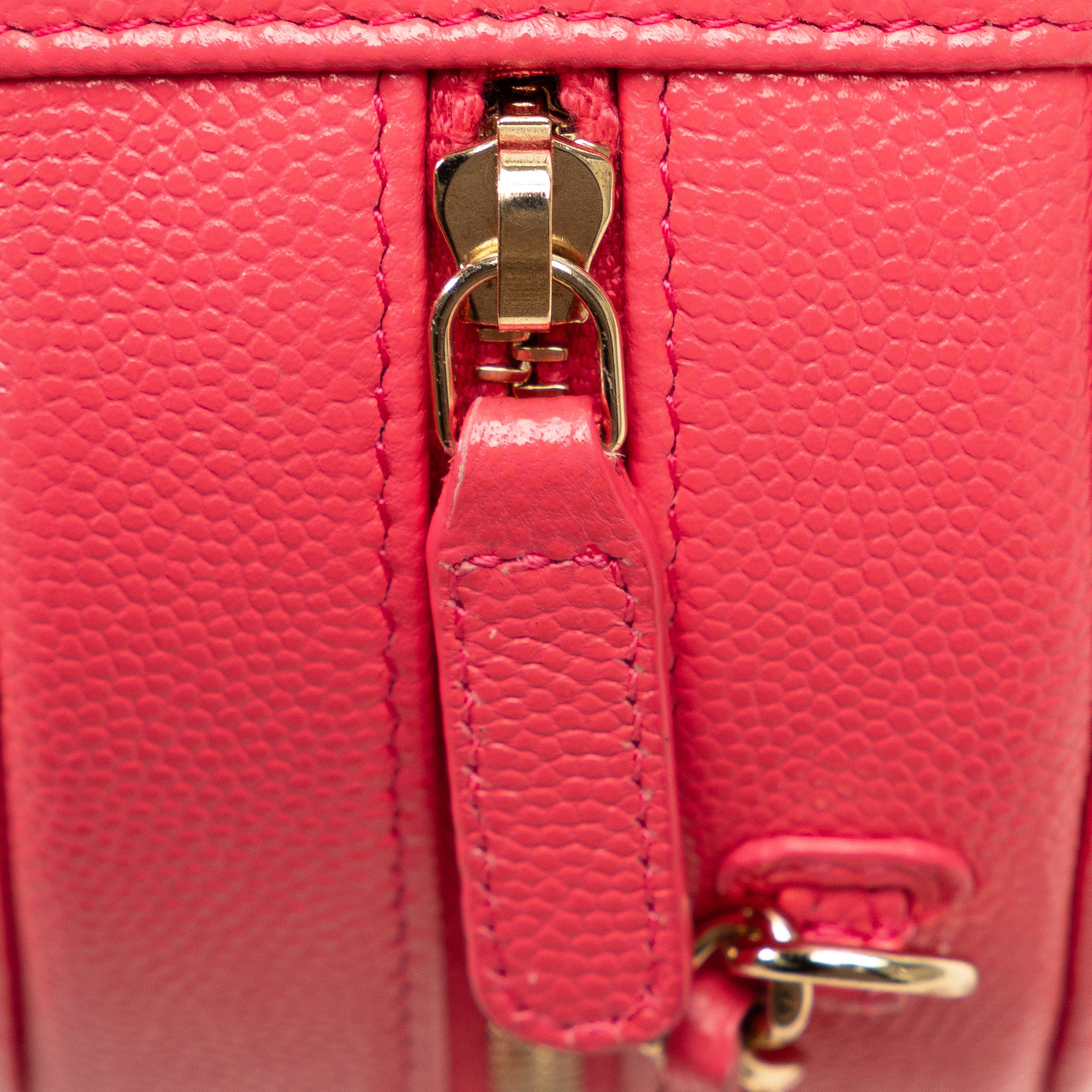 Chanel Caviar 19 Round Clutch With Chain - image 8