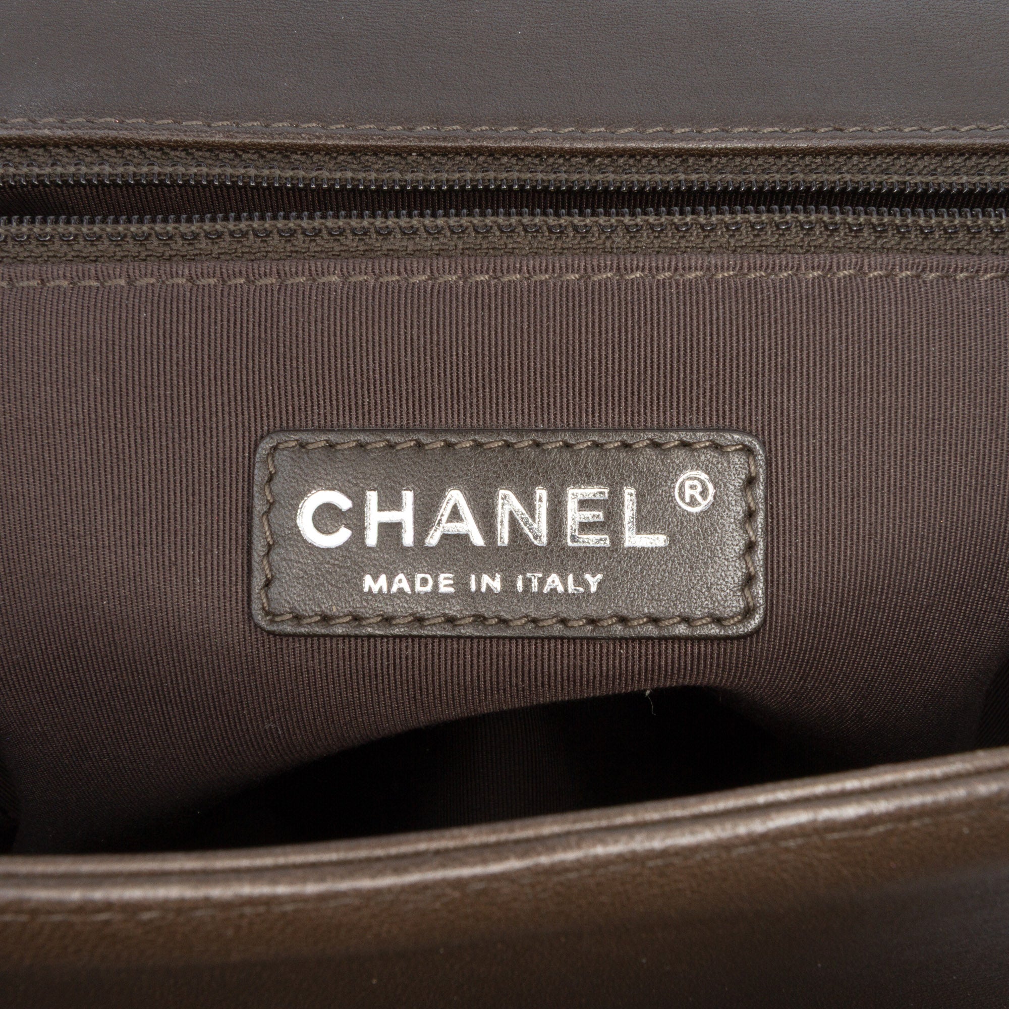 Chanel Large Quilted Lambskin Boy Flap - image 5