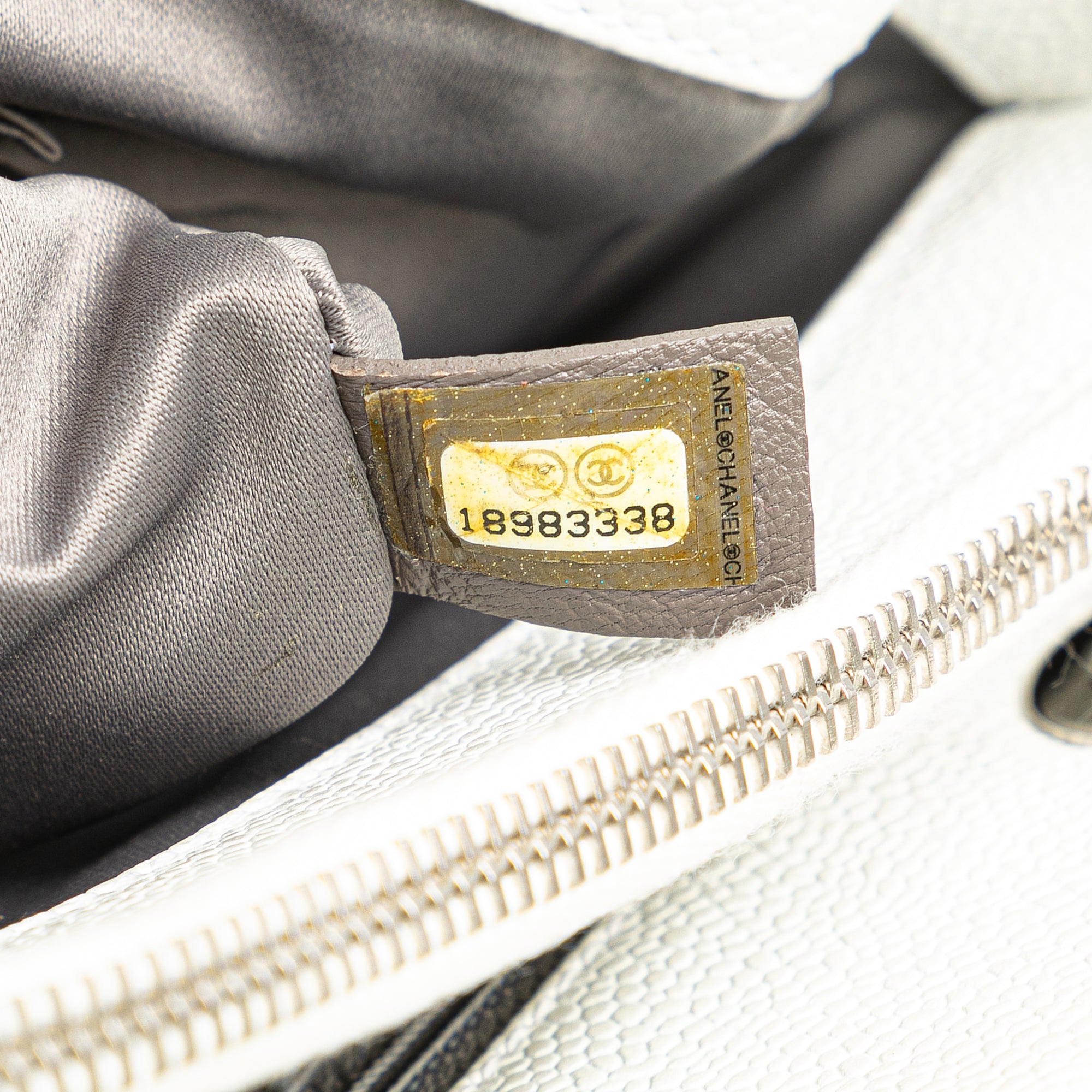Chanel Caviar Grand Shopping Tote - image 7