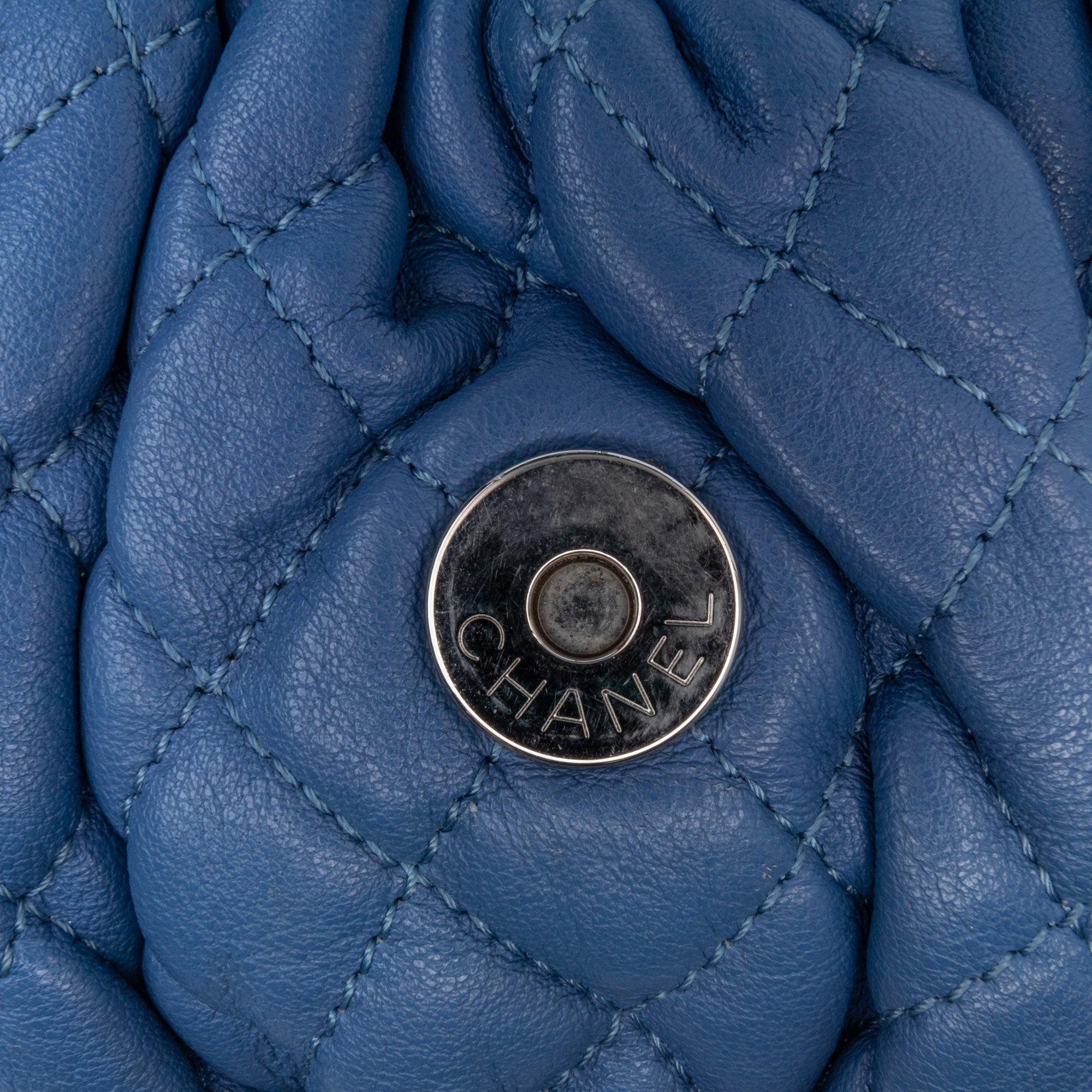 Chanel Mini CC Chain Around Lambskin Flap - image 8