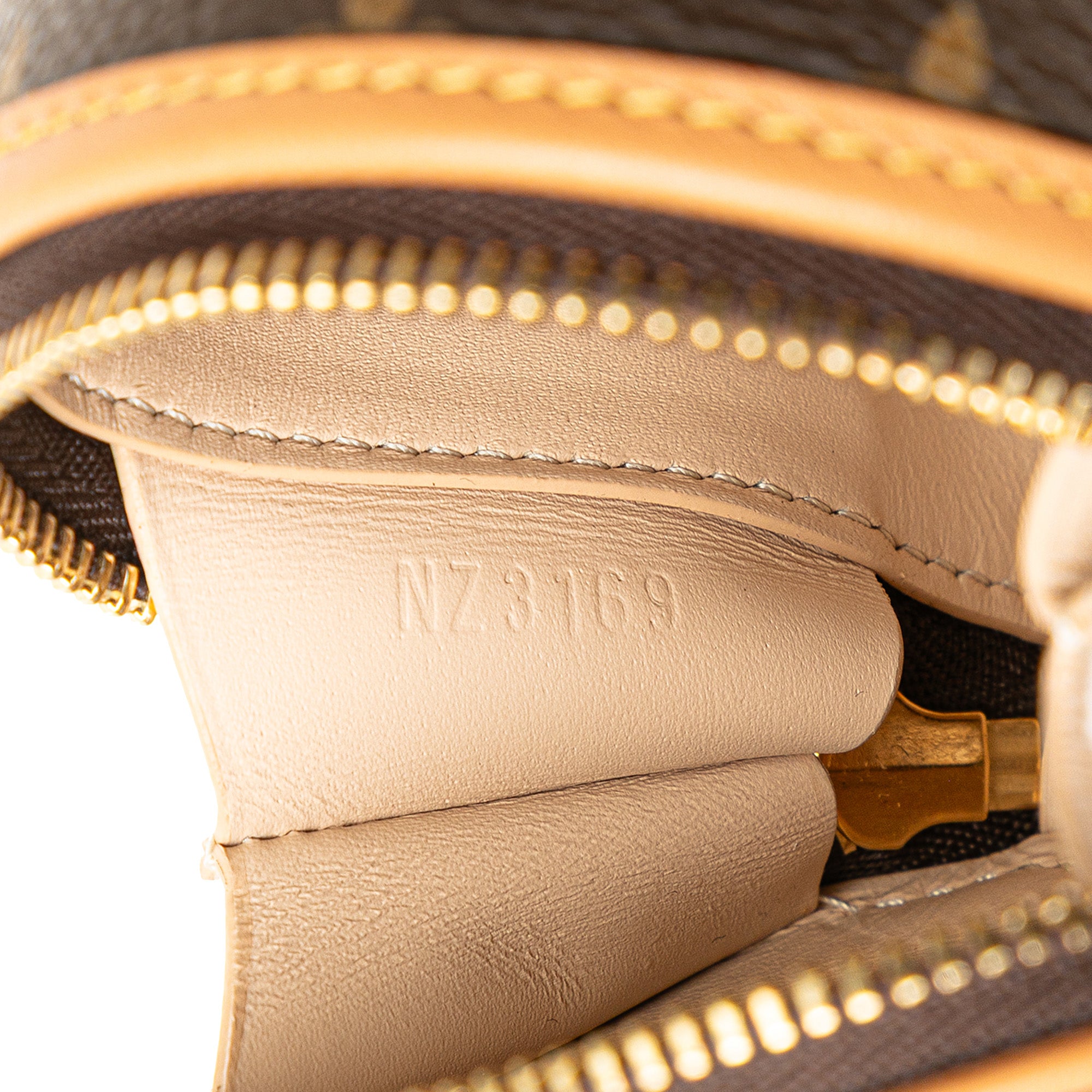 Louis Vuitton Monogram Mini Boite Chapeau Necklace Bag - image 6