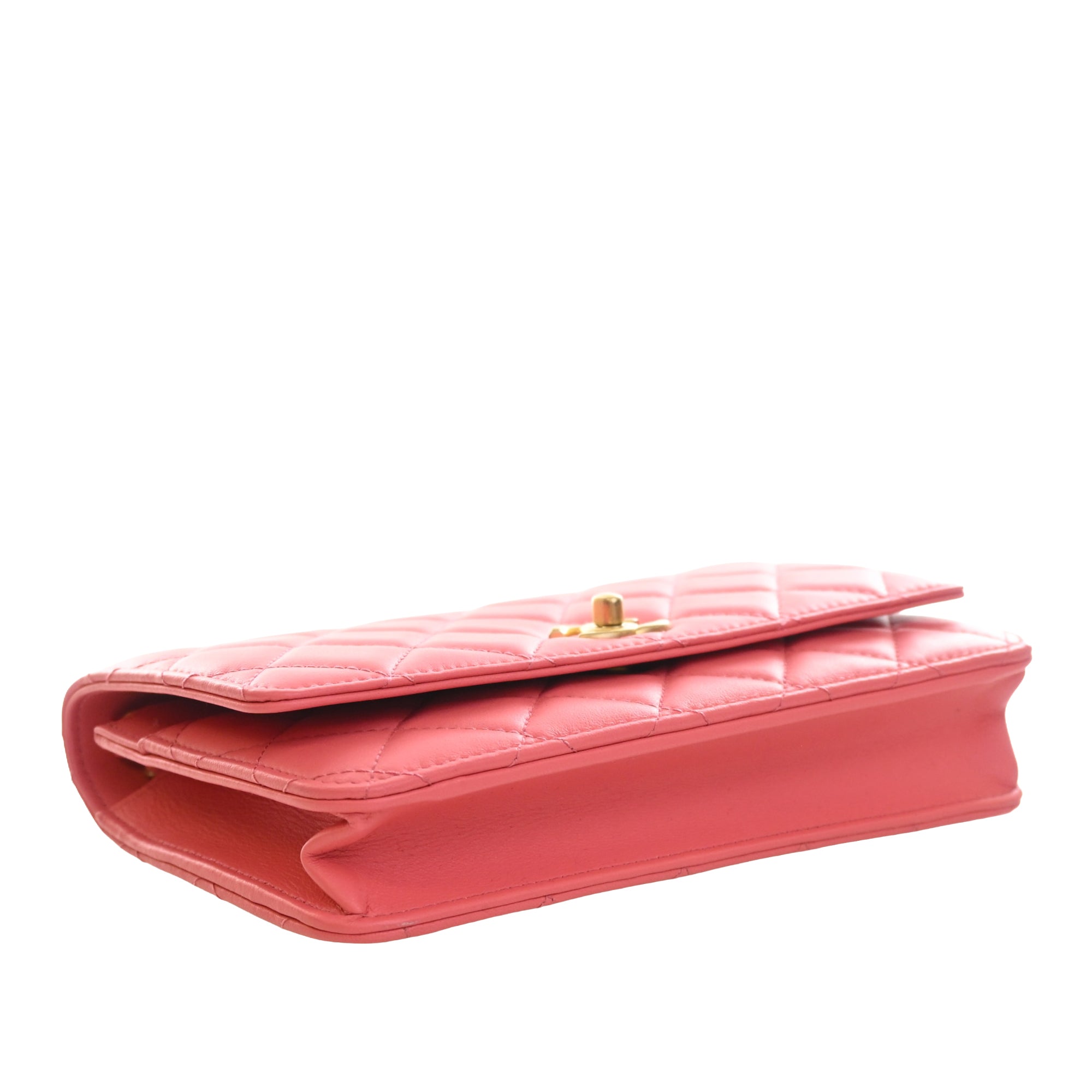 Chanel CC Quilted Lambskin Pearl Crush Wallet On Chain - image 12