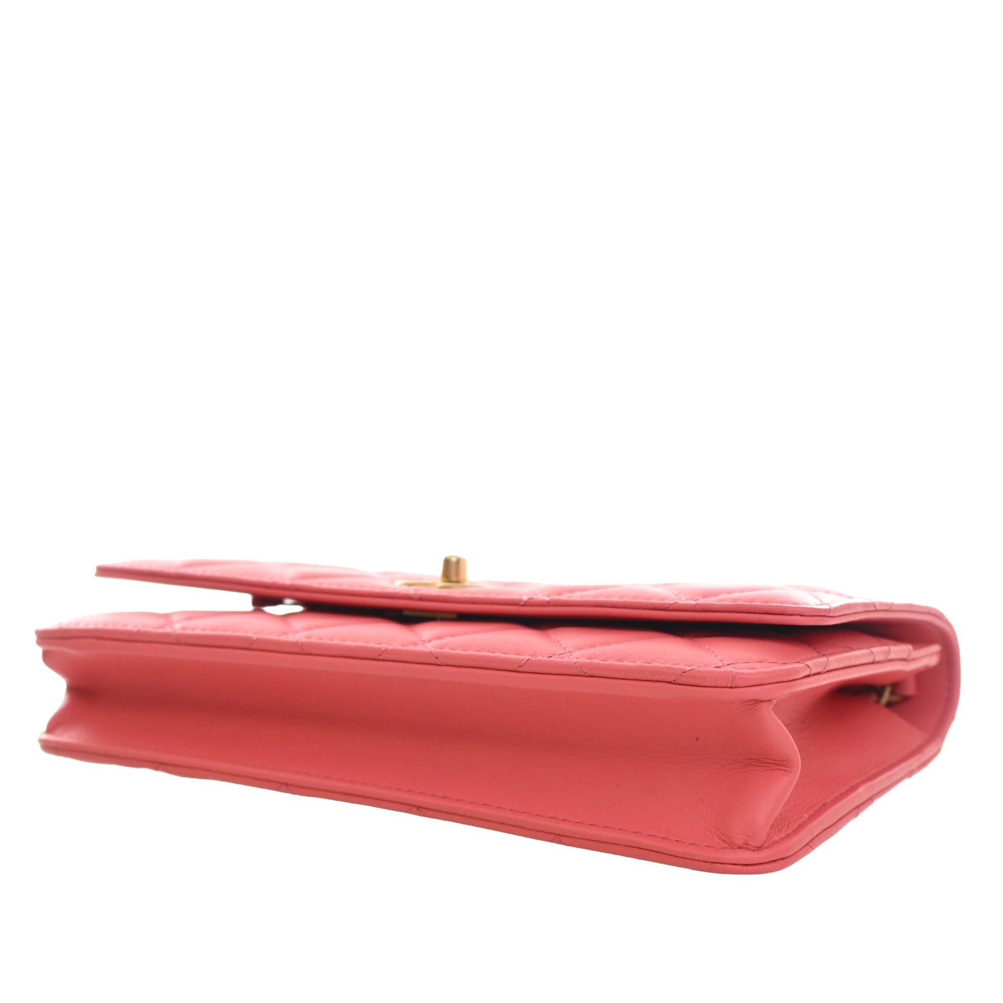 Chanel CC Quilted Lambskin Pearl Crush Wallet On Chain - image 13