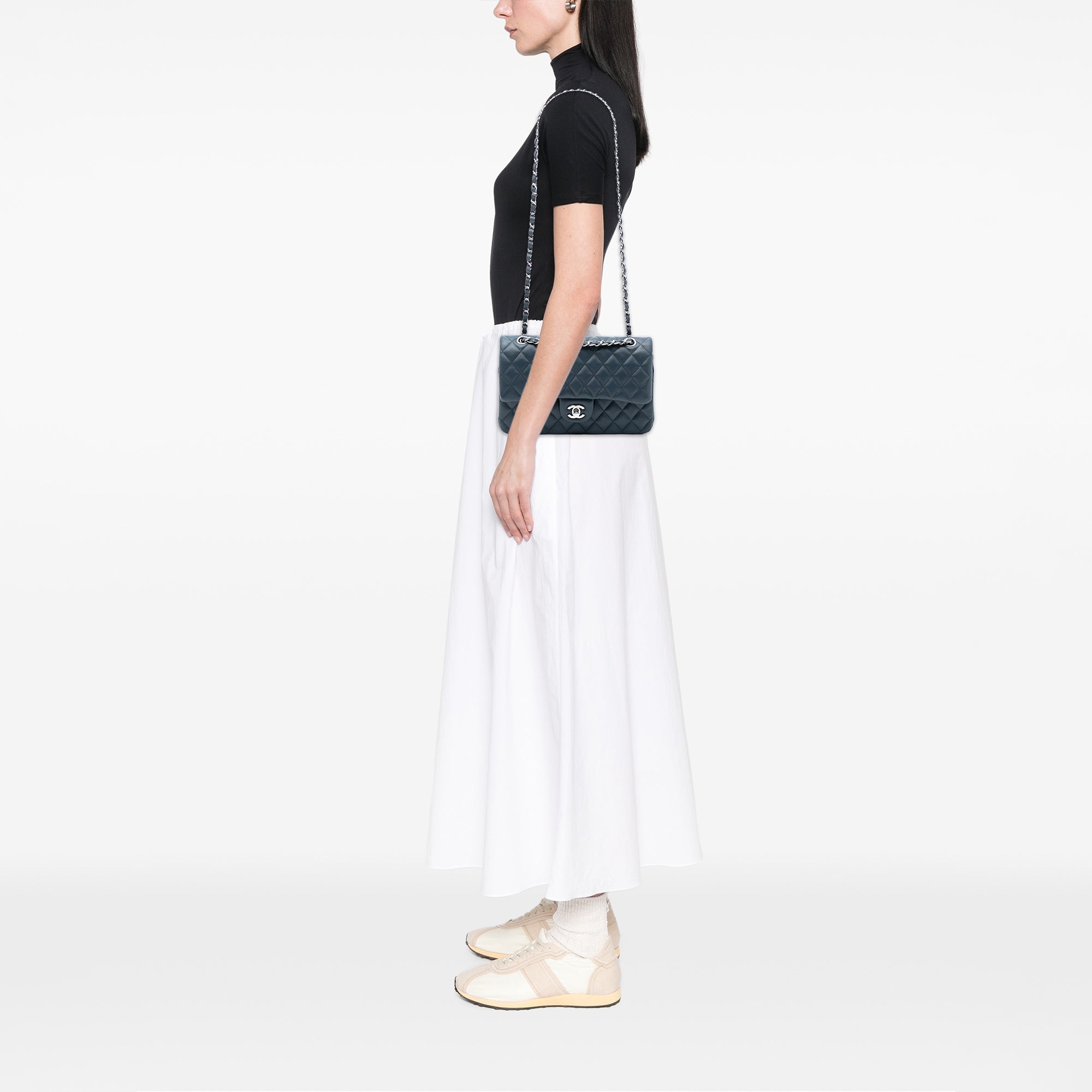 Chanel Medium Classic Lambskin Double Flap - image 7