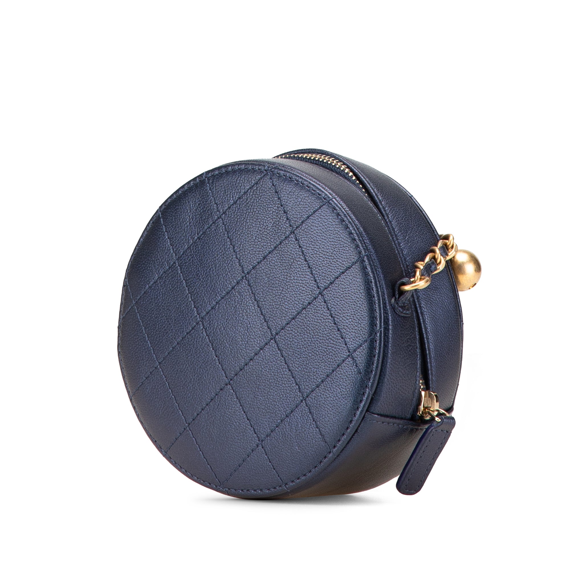 Chanel Quilted Goatskin Chic Pearls Chain Round Clutch With Chain - image 2