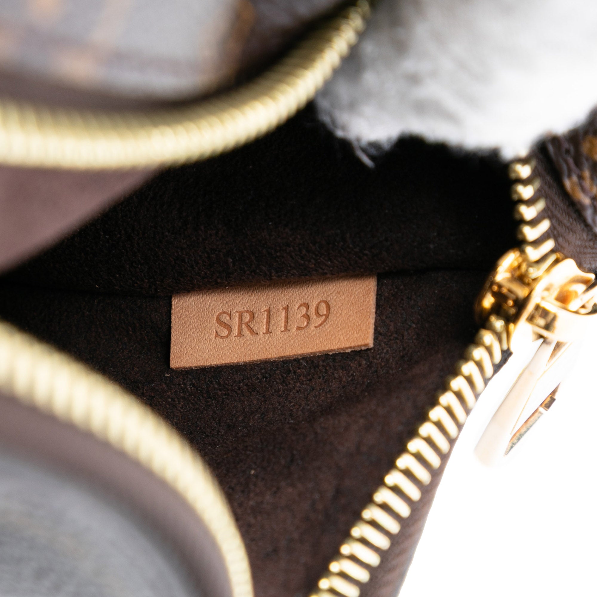 Louis Vuitton Monogram Pochette Metis - image 5