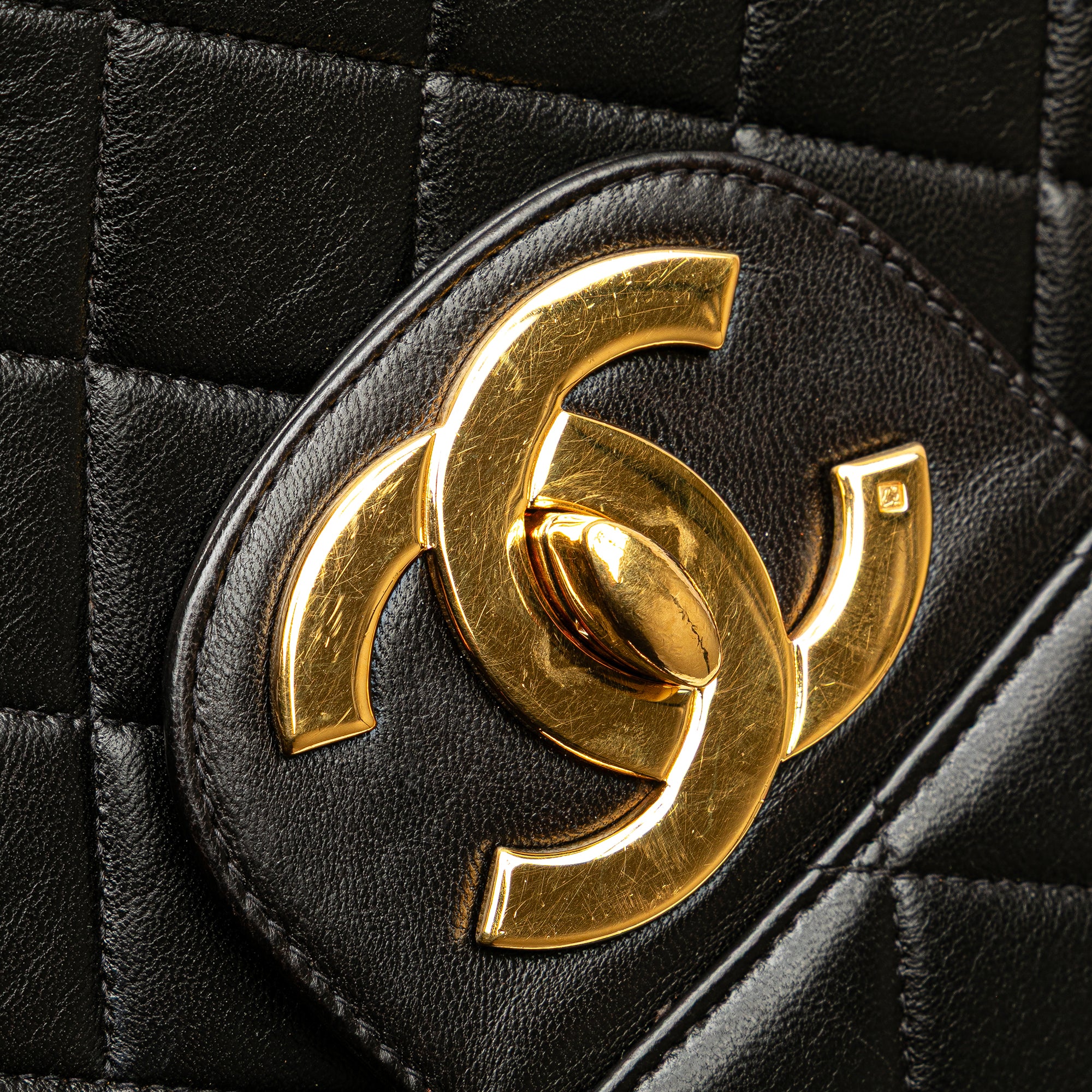 Chanel Jumbo XL Classic Lambskin Single Flap - image 8