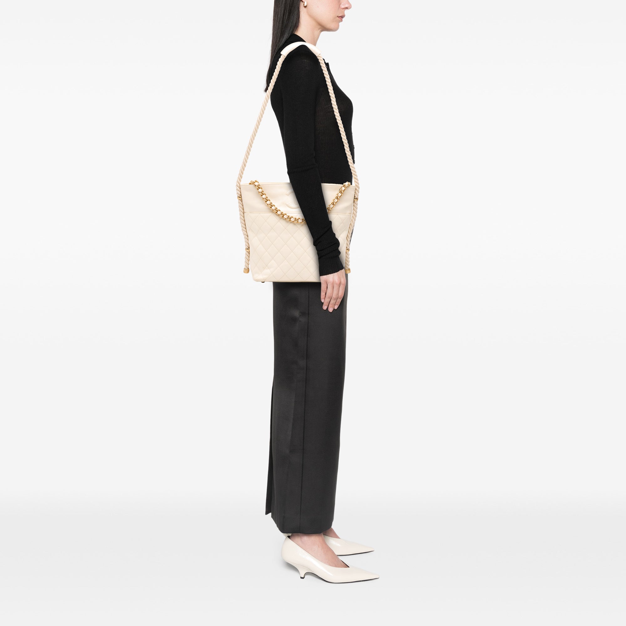 Chanel Crumpled Calfskin En Vogue Rope Satchel - image 10