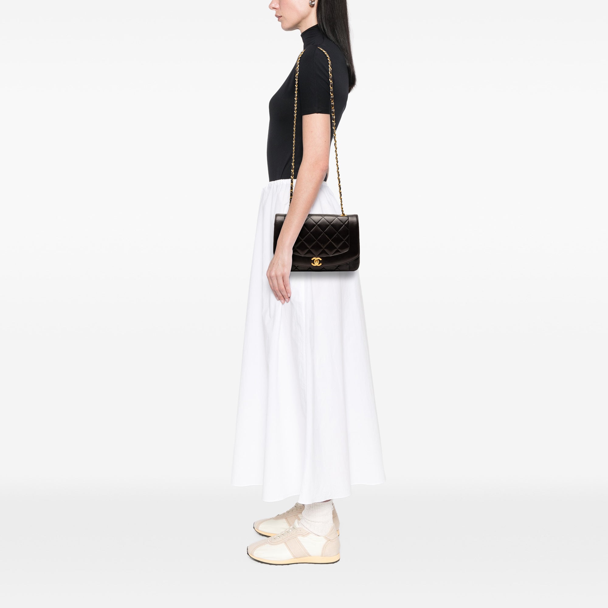 Chanel Medium Lambskin Diana Flap - image 7