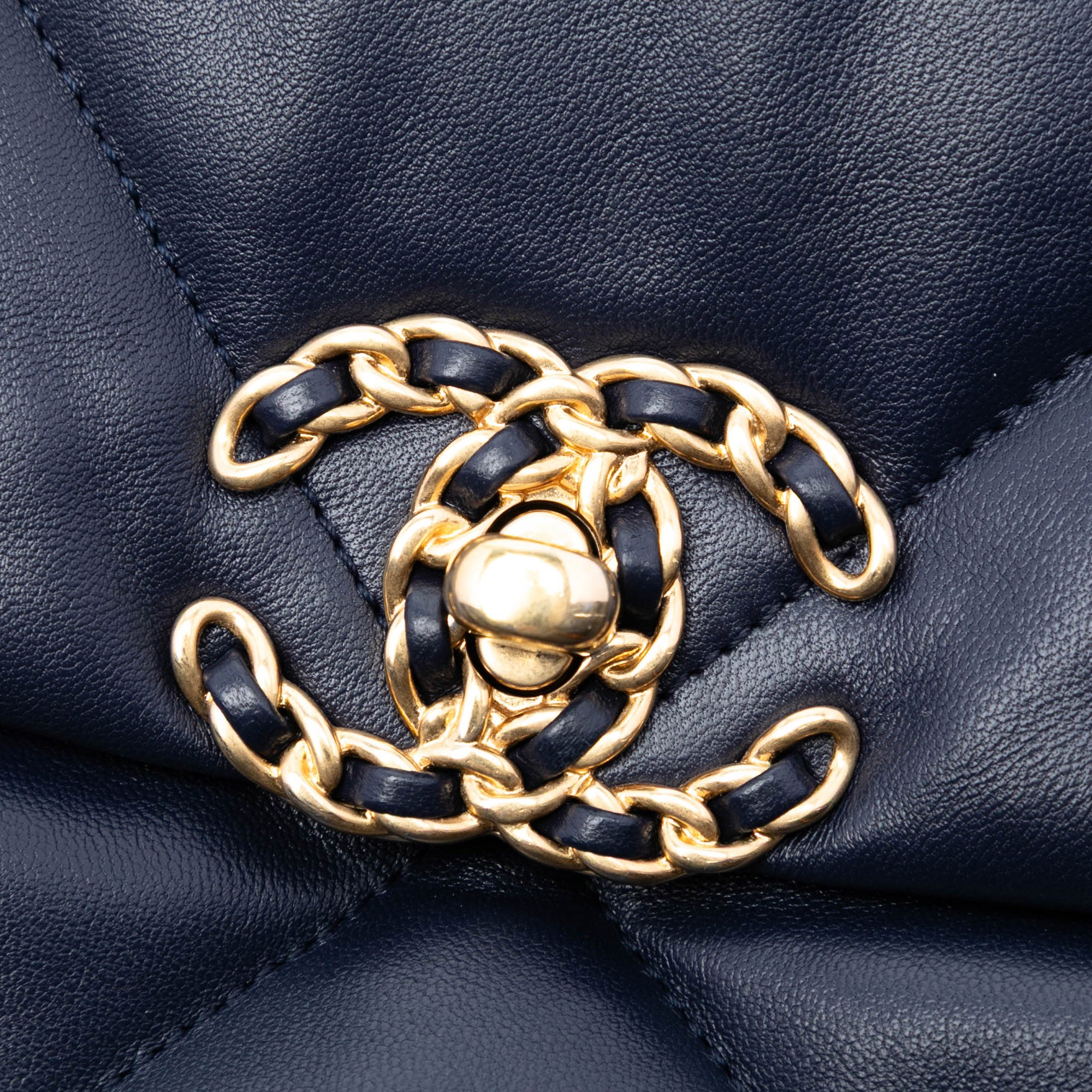 Chanel Medium Lambskin 19 Flap - image 5