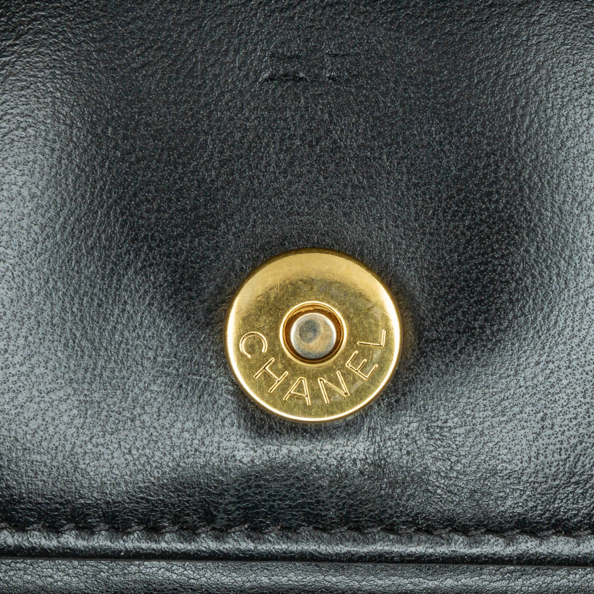 Chanel CC Bicolor Quilted Lambskin Wallet On Chain - image 8