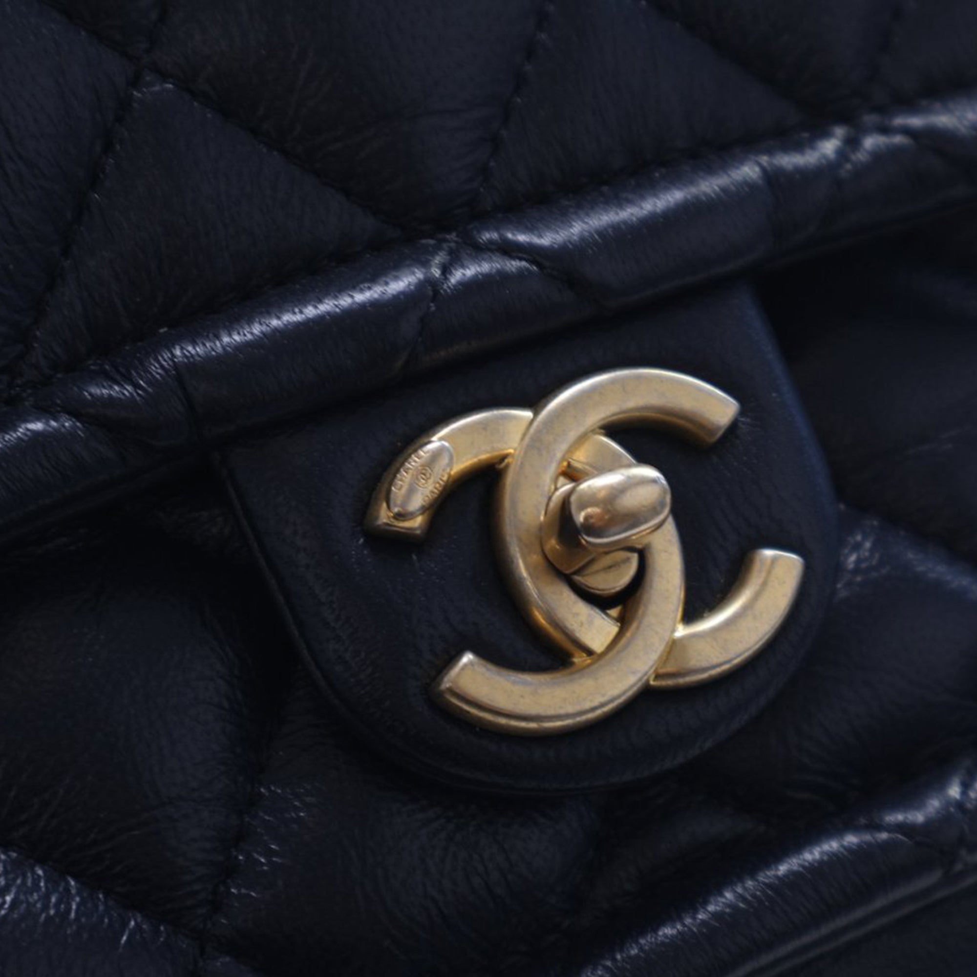Chanel Small Quilted Crinkled Calfskin Chain Link Flap - image 8