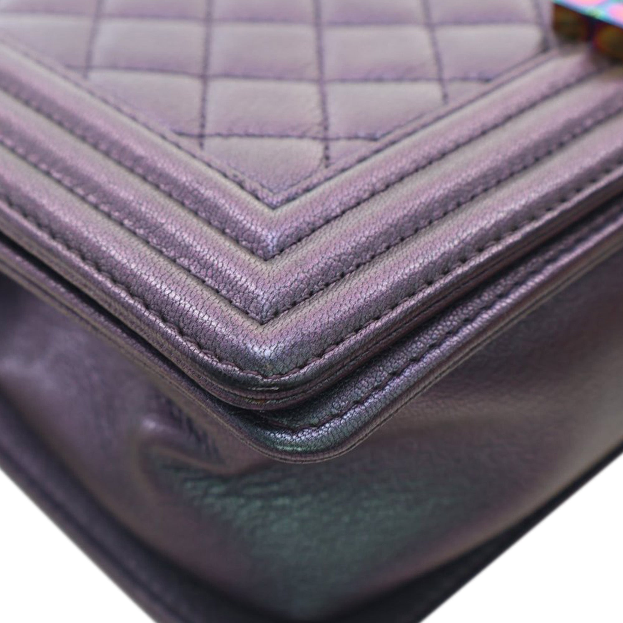 Chanel Old Medium Quilted Iridescent Goatskin Boy Flap - image 7