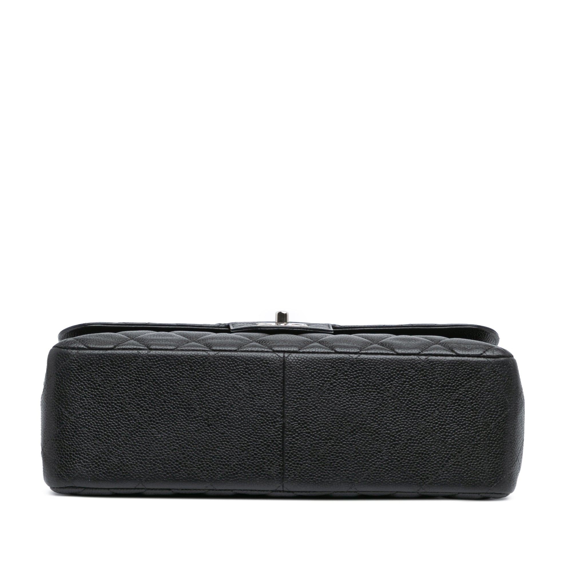 Chanel Jumbo Classic Caviar Double Flap - image 3