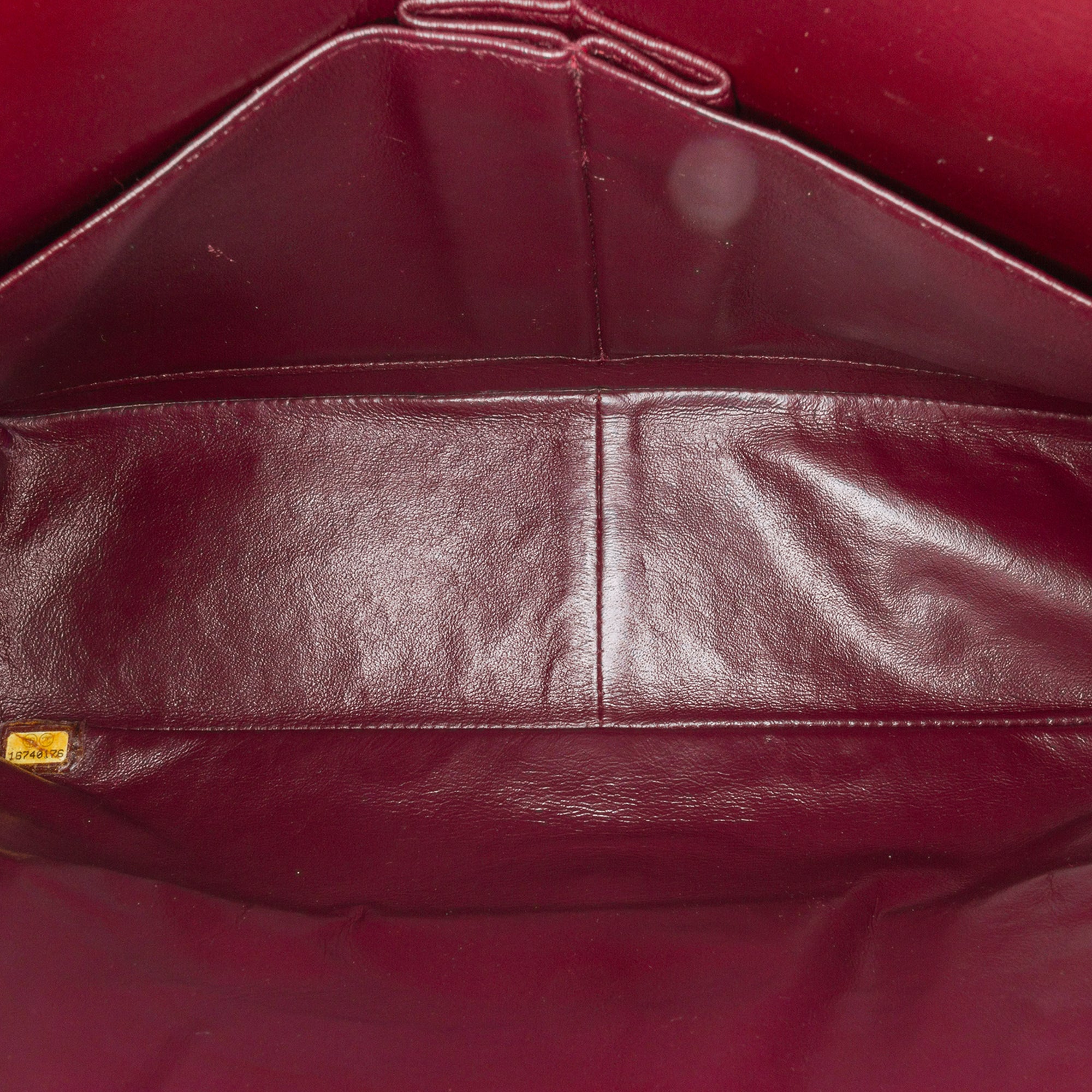 Chanel Jumbo Classic Caviar Double Flap - image 4