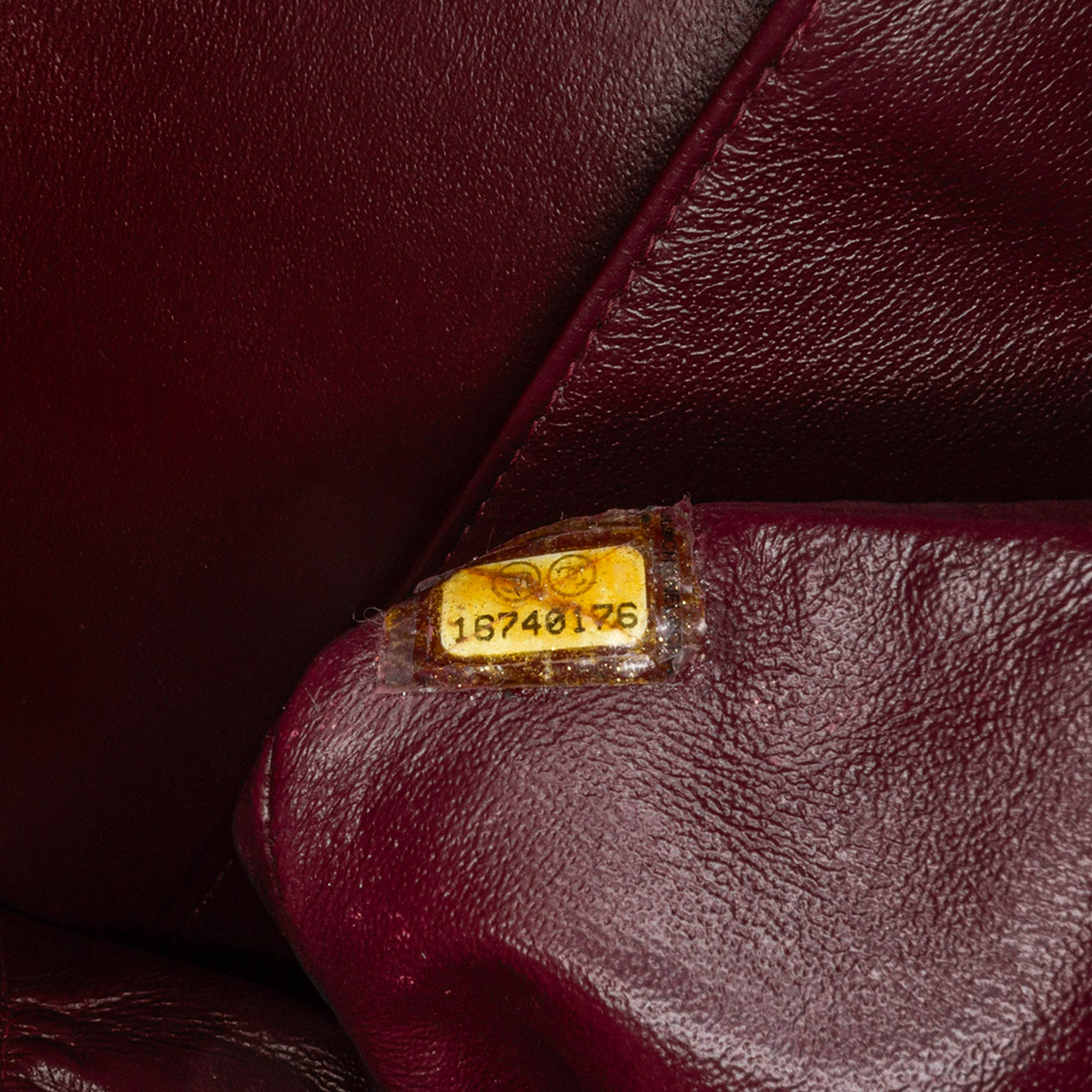 Chanel Jumbo Classic Caviar Double Flap - image 6