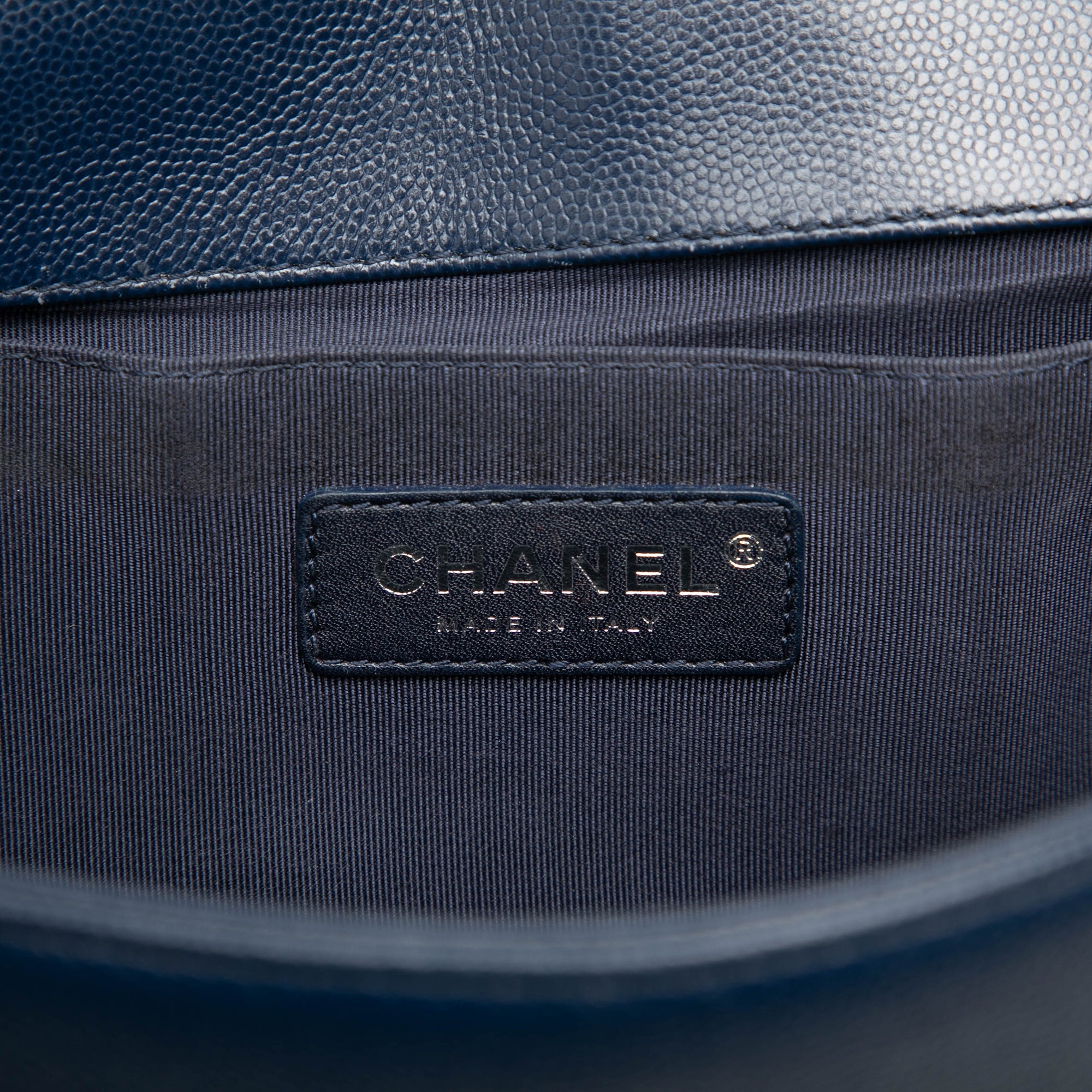 Chanel Old Medium Chevron Caviar Boy Flap - image 5