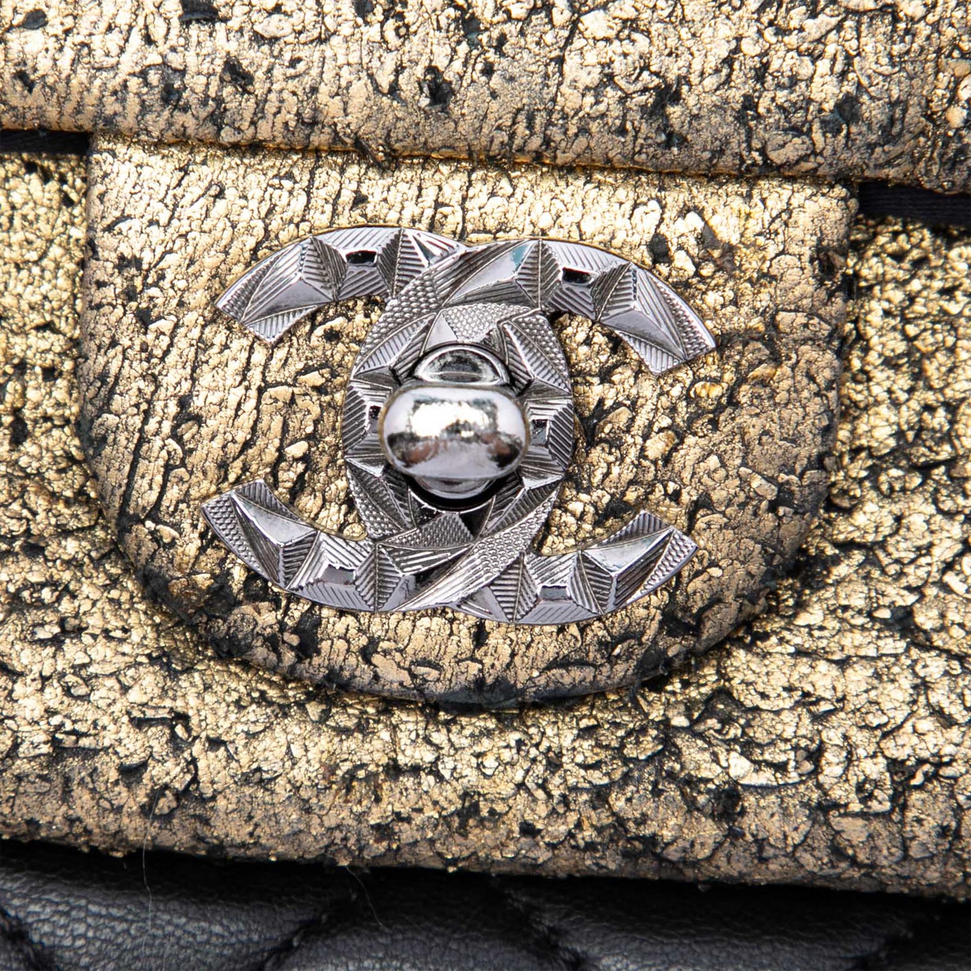 Chanel Metallic and Quilted Lambskin Mineral Nights Clutch On Chain - image 5
