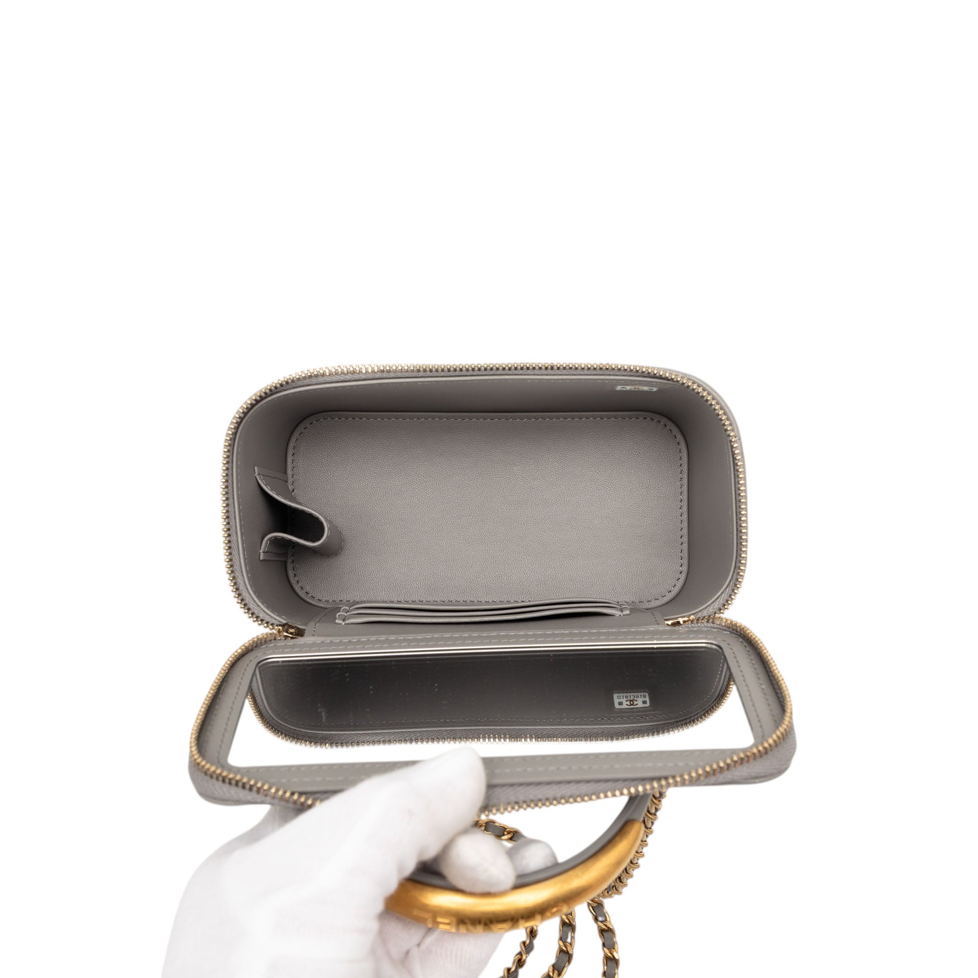 Chanel Small Lambskin Top Handle Vanity Case with Chain - image 4