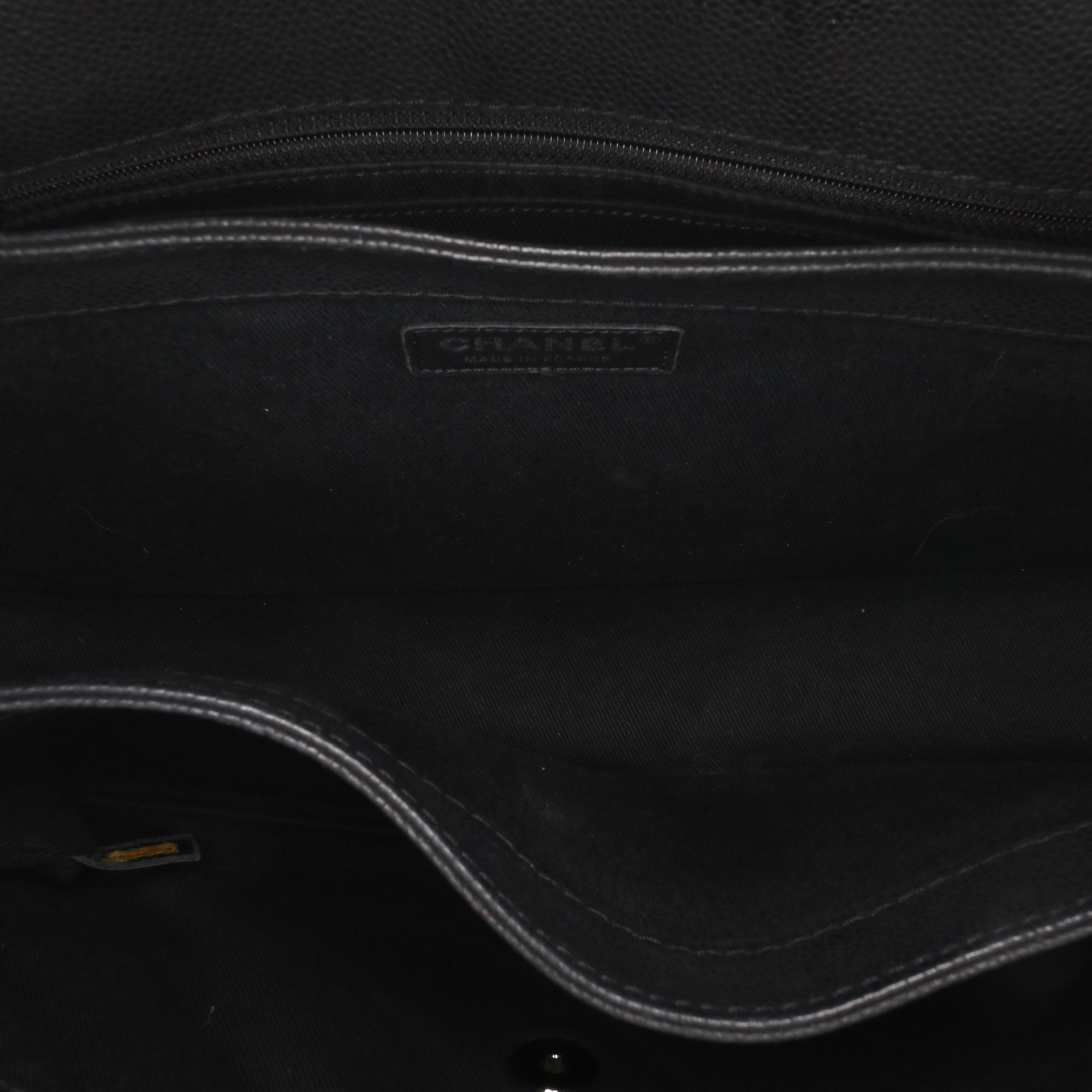 Chanel Quilted Iridescent Caviar Lady Pearly Flap - image 4
