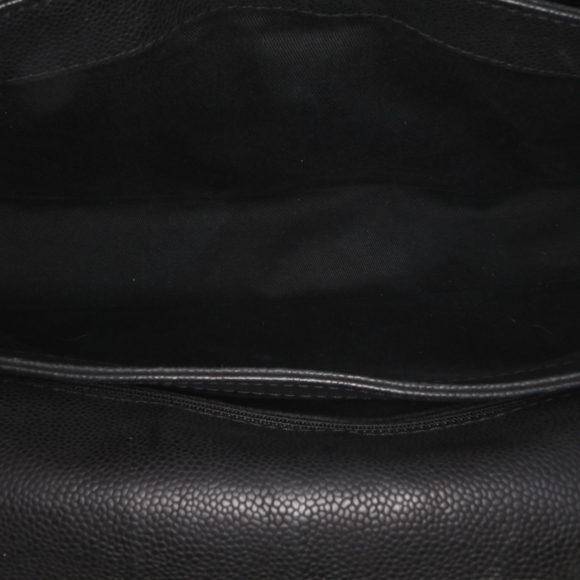 Chanel Quilted Iridescent Caviar Lady Pearly Flap - image 5