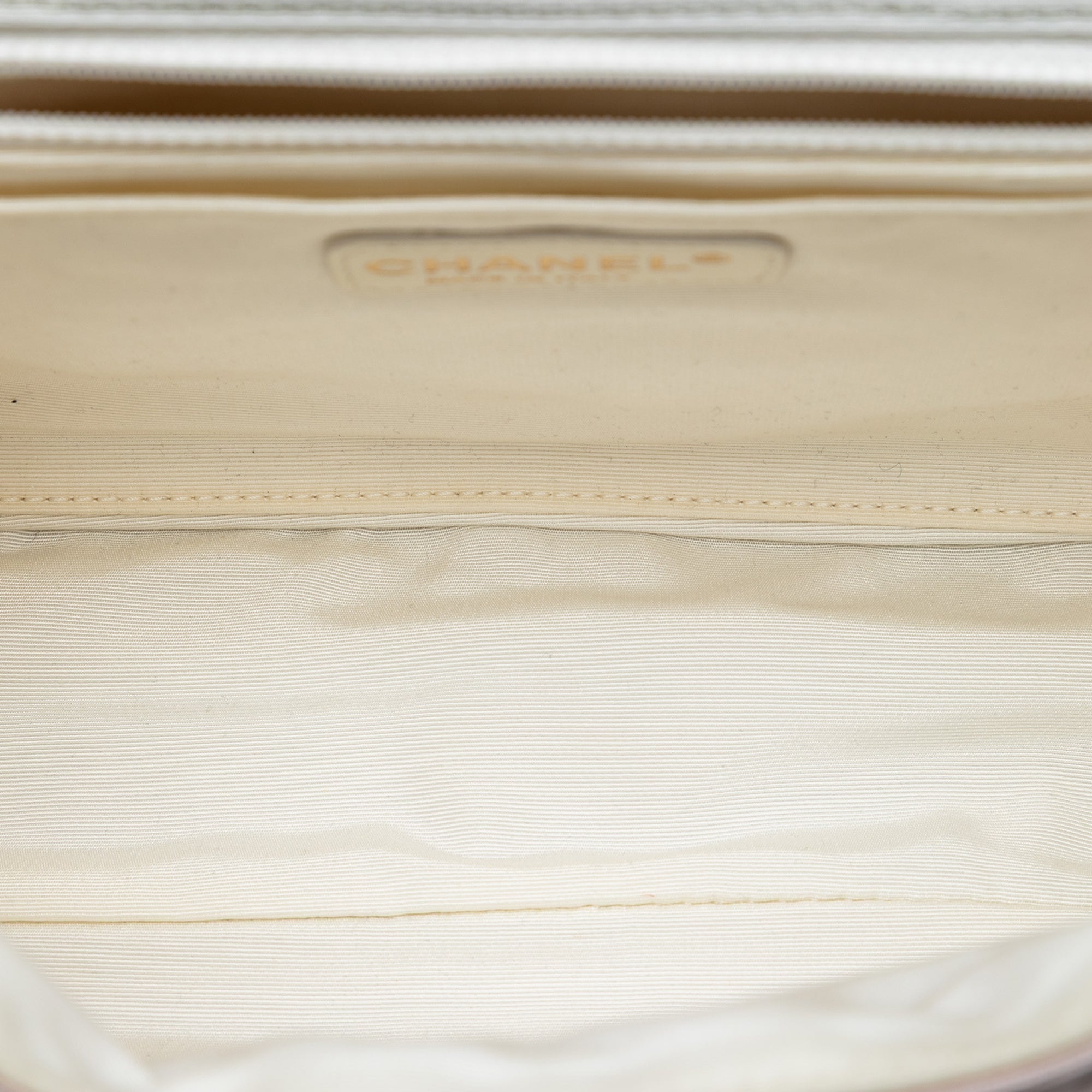 Chanel Tricolor Quilted Grosgrain Satin Reissue 2.55 Single Flap 227 - image 4