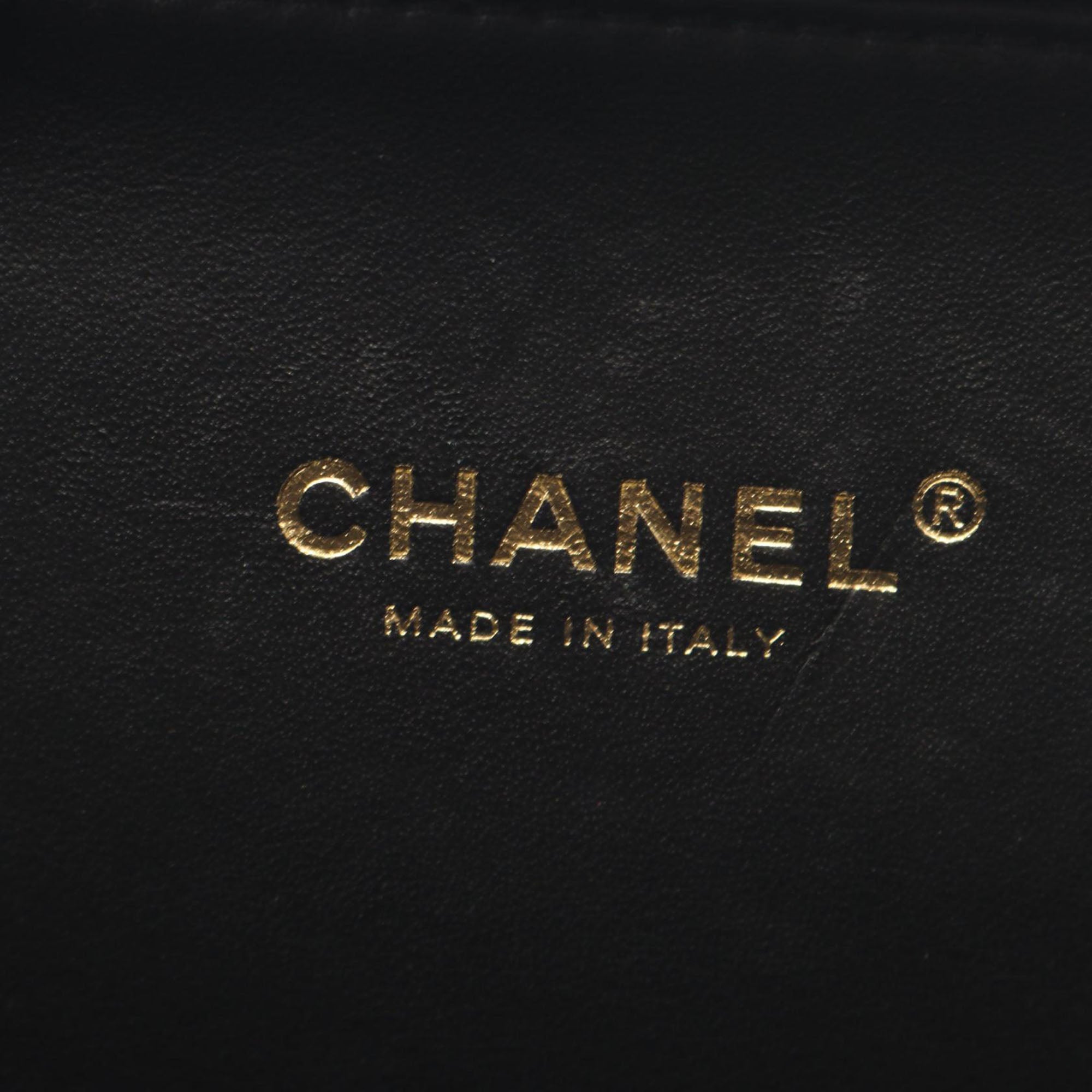 Chanel Small Lambskin CC Filigree Vanity Case - image 5