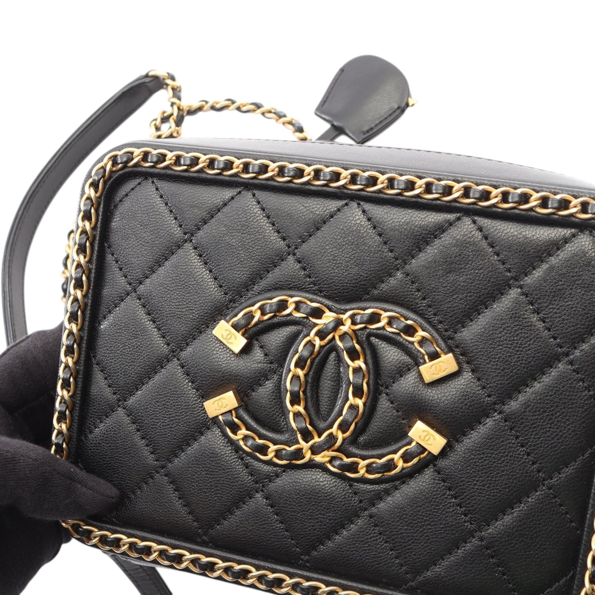 Chanel Small Lambskin CC Filigree Vanity Case - image 9