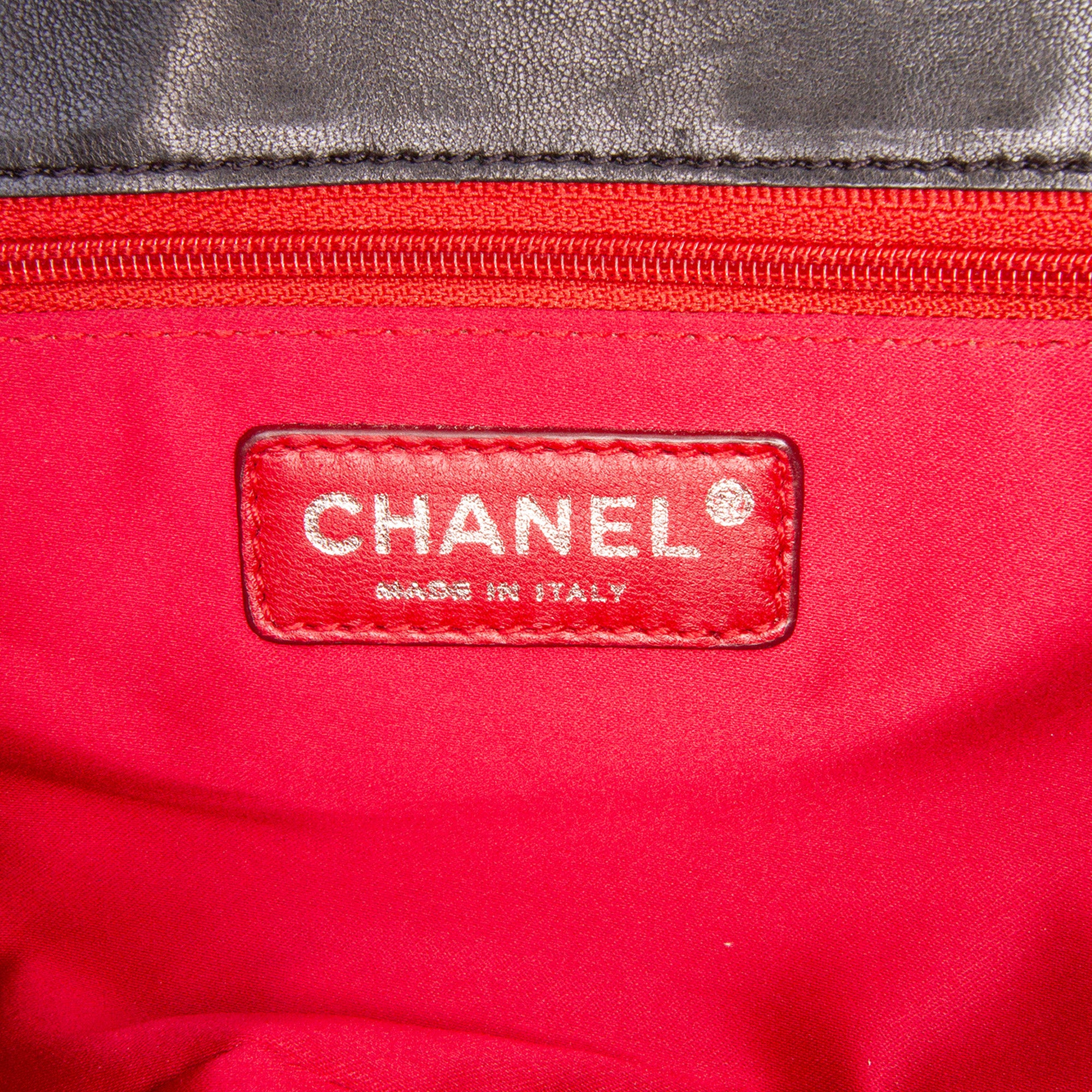 Chanel Lambskin and Tweed Camellia Petals Flap - image 5