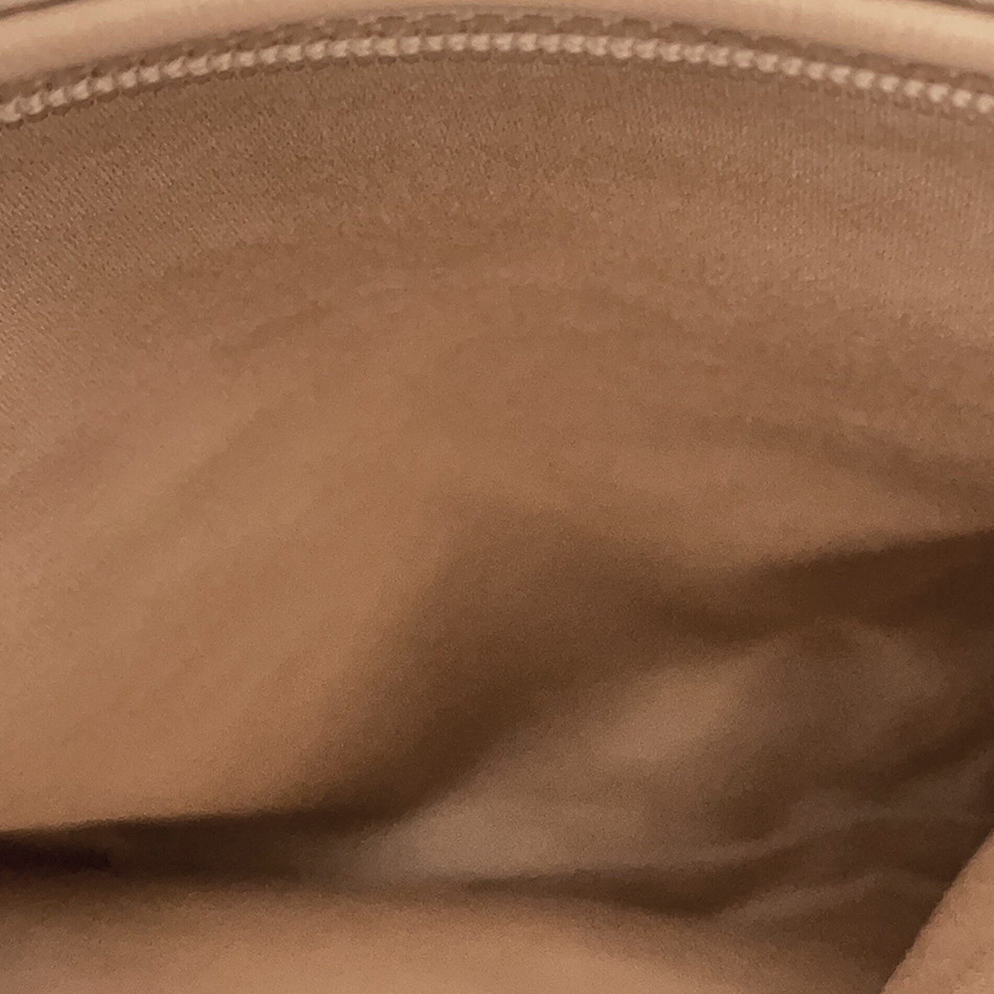 Chanel Small Shiny Calfskin 22 Hobo - image 6