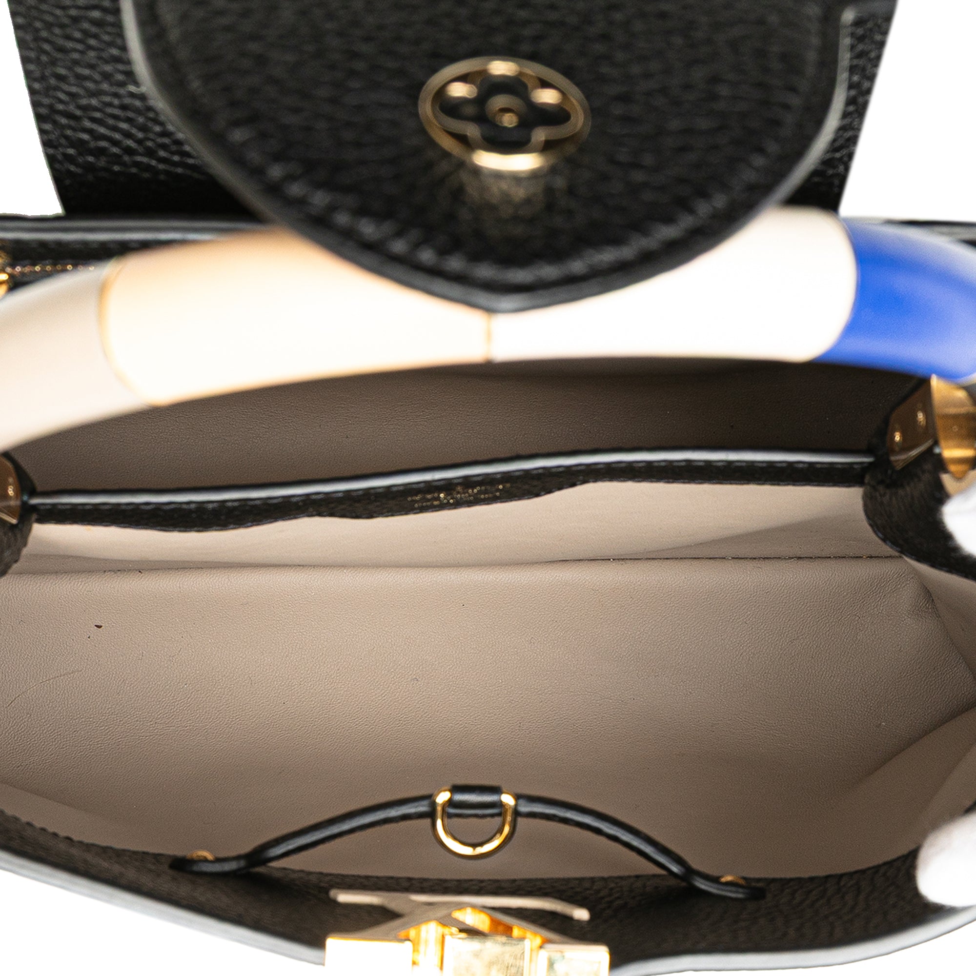 Louis Vuitton Taurillon Kintsugi Capucines MM - image 5