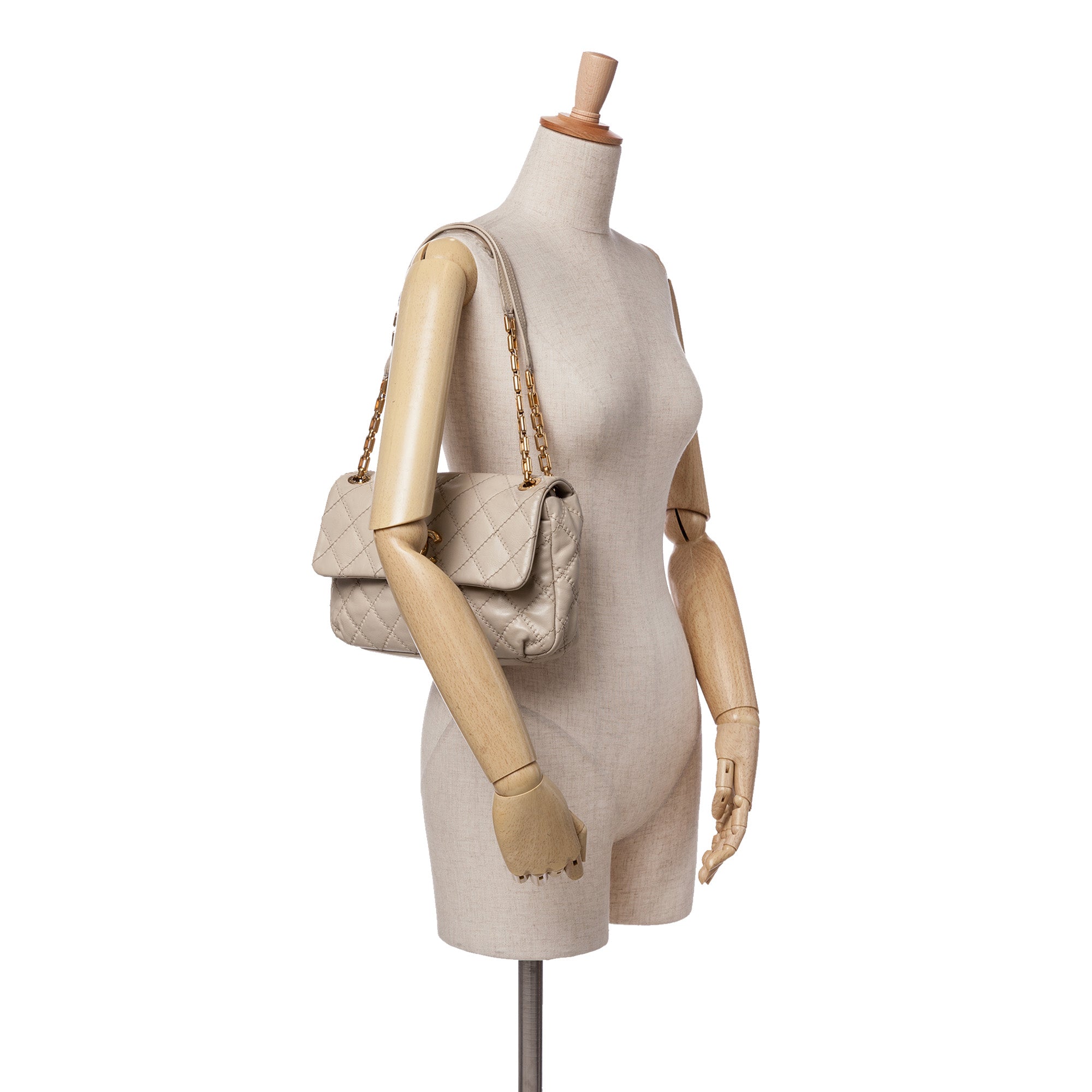 Chanel Quilted Calfskin Ultimate Stitch Retro Chain Flap - image 9