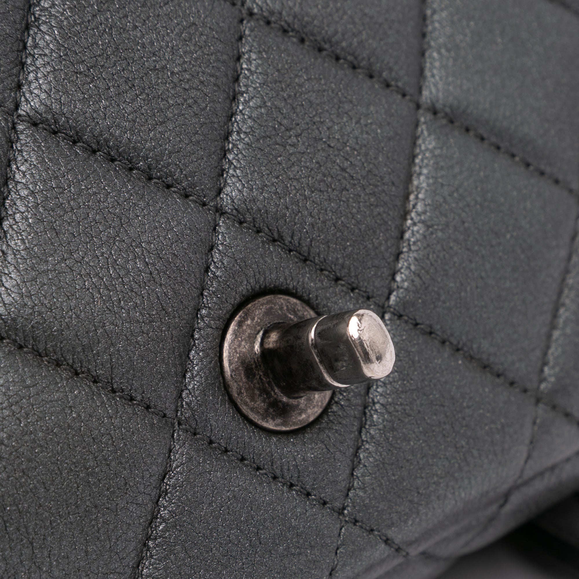 Chanel Small Iridescent Calfskin CC Eyelet Flap - image 8