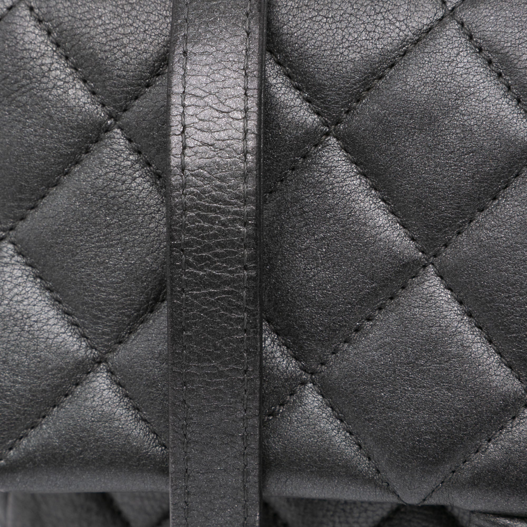 Chanel Small Iridescent Calfskin CC Eyelet Flap - image 9