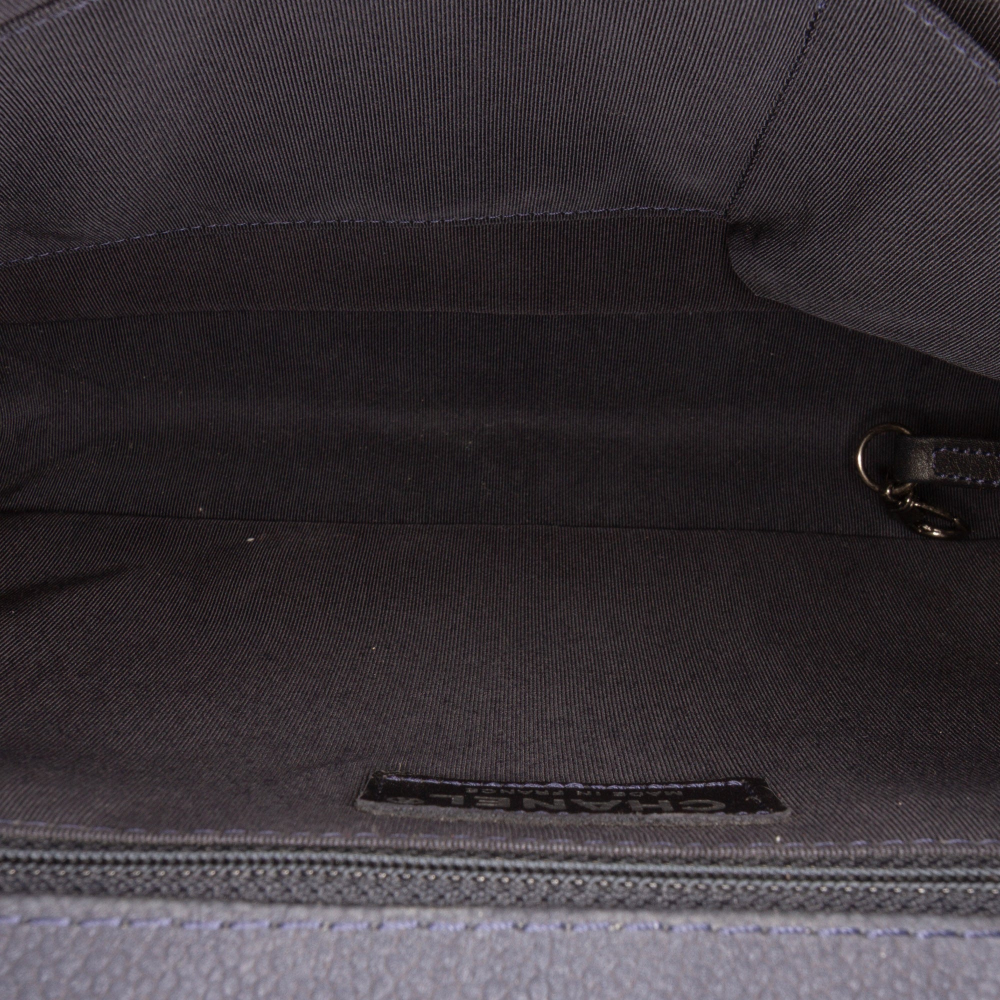 Chanel Large Iridescent Quilted Caviar Boy Flap - image 4
