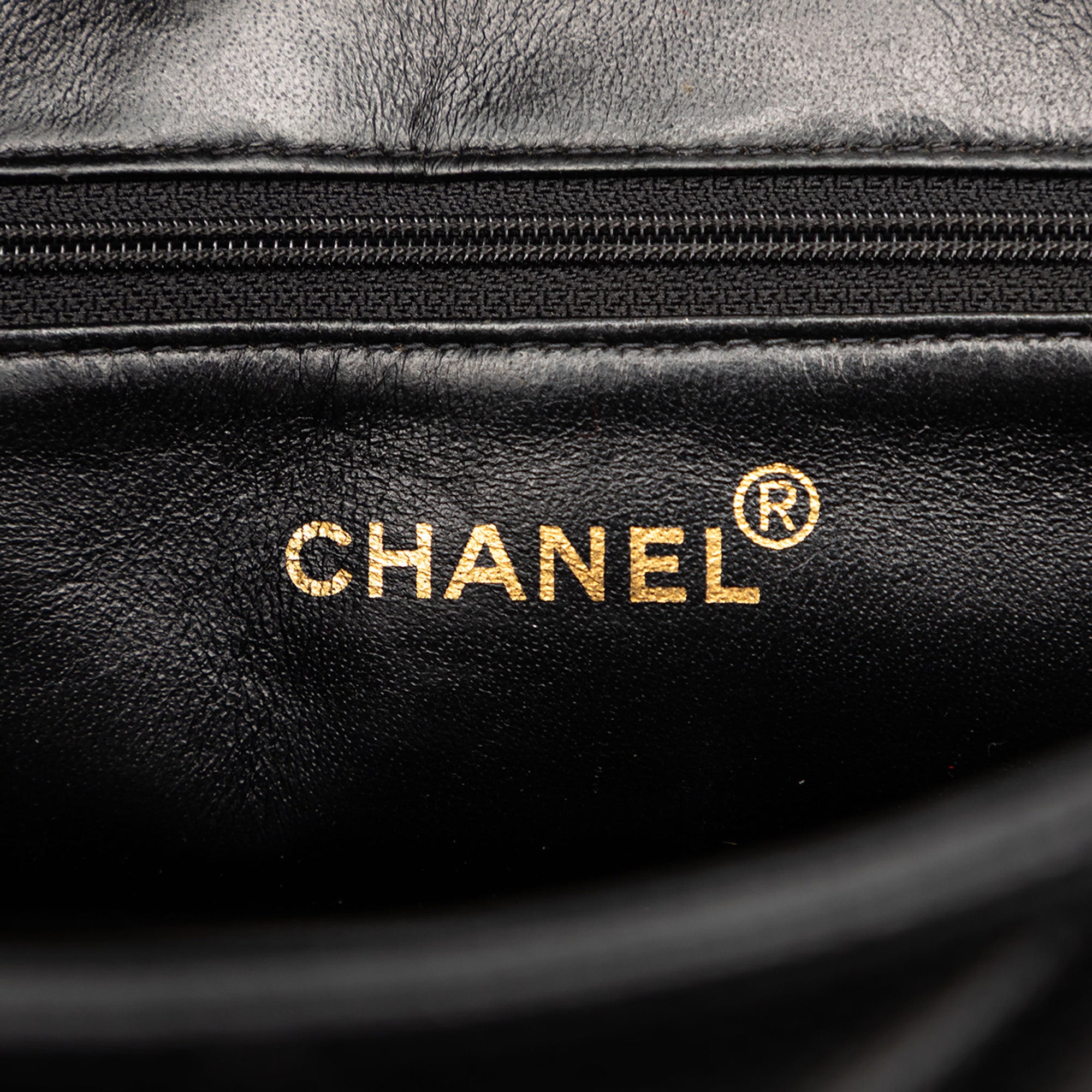 Chanel Caviar Medallion Tote - image 6