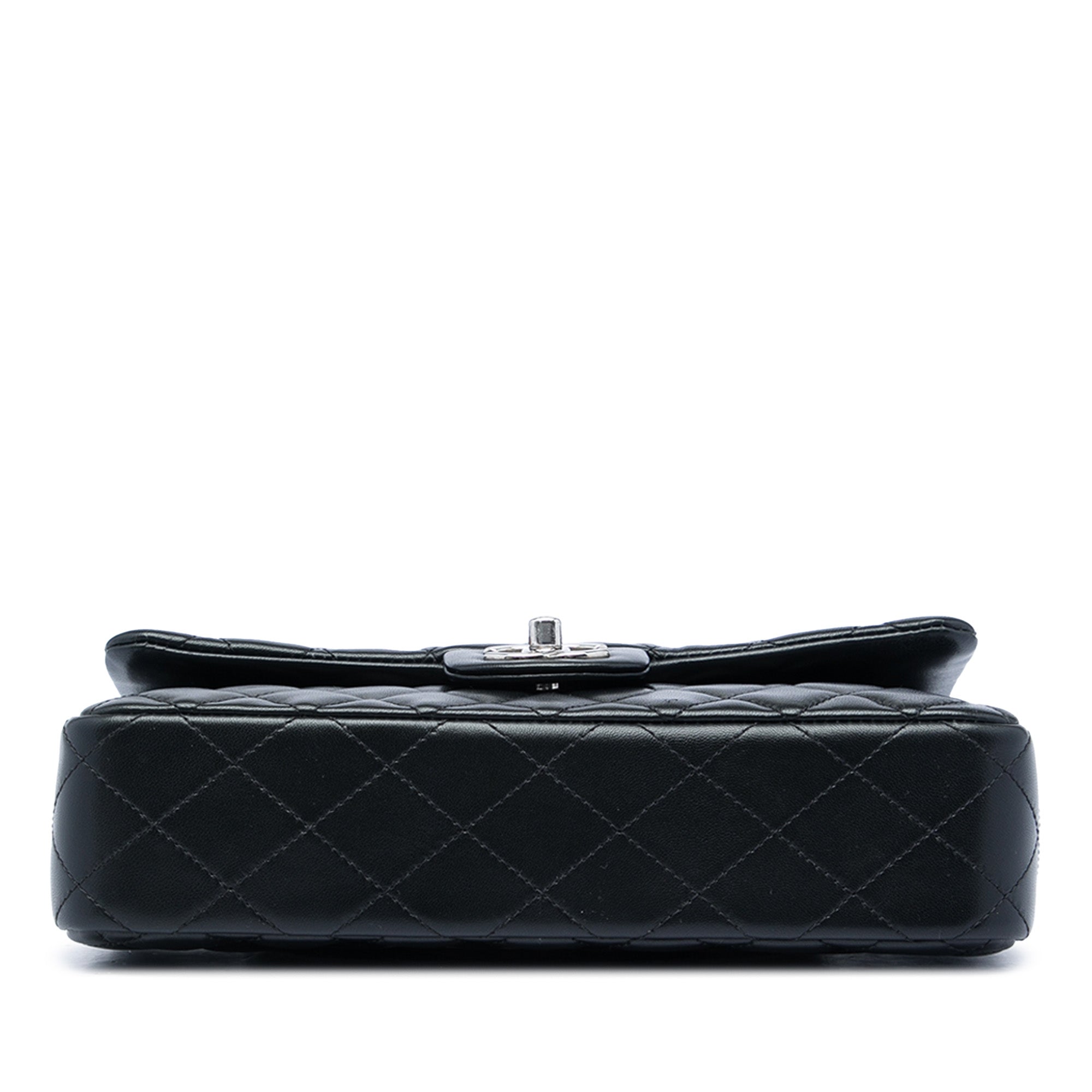 Chanel Medium Classic Lambskin Single Flap - image 3