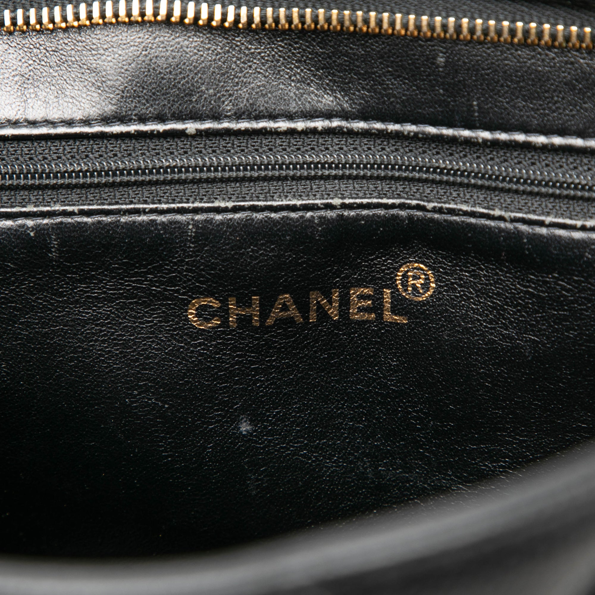 Chanel Caviar Medallion Tote - image 5