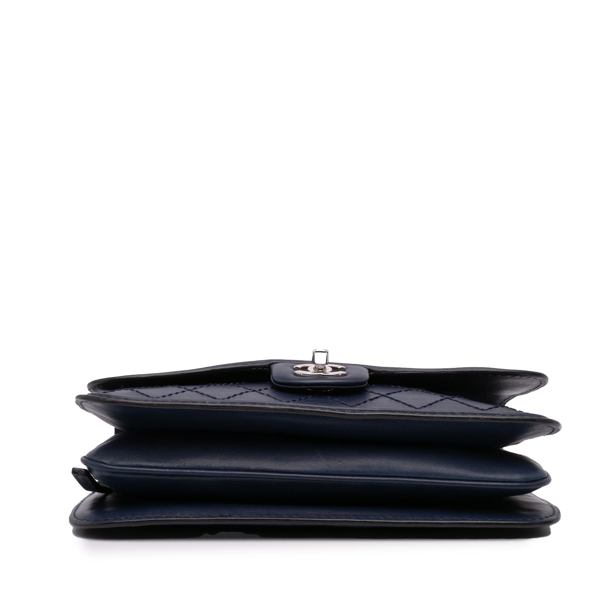 Chanel Medium Stitched Calfskin Citizen Flap - image 3