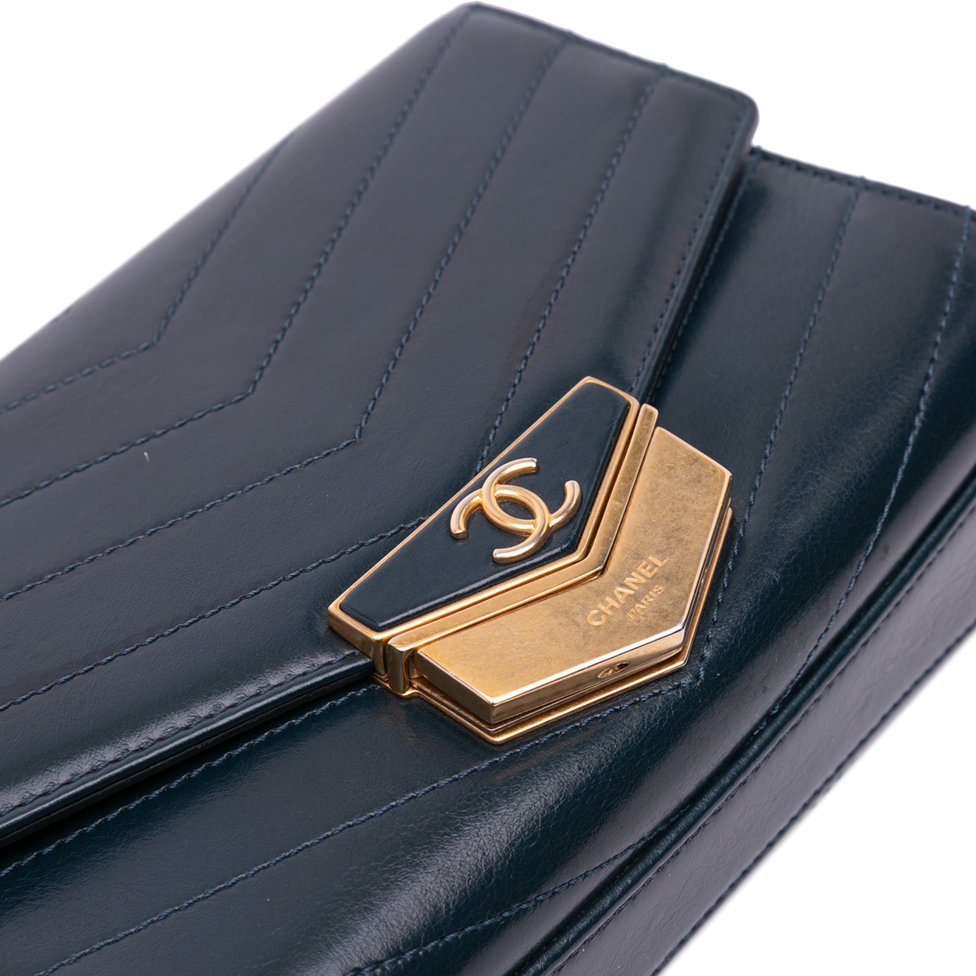 Chanel Small CC Chevron Calfskin Medal Flap - image 8