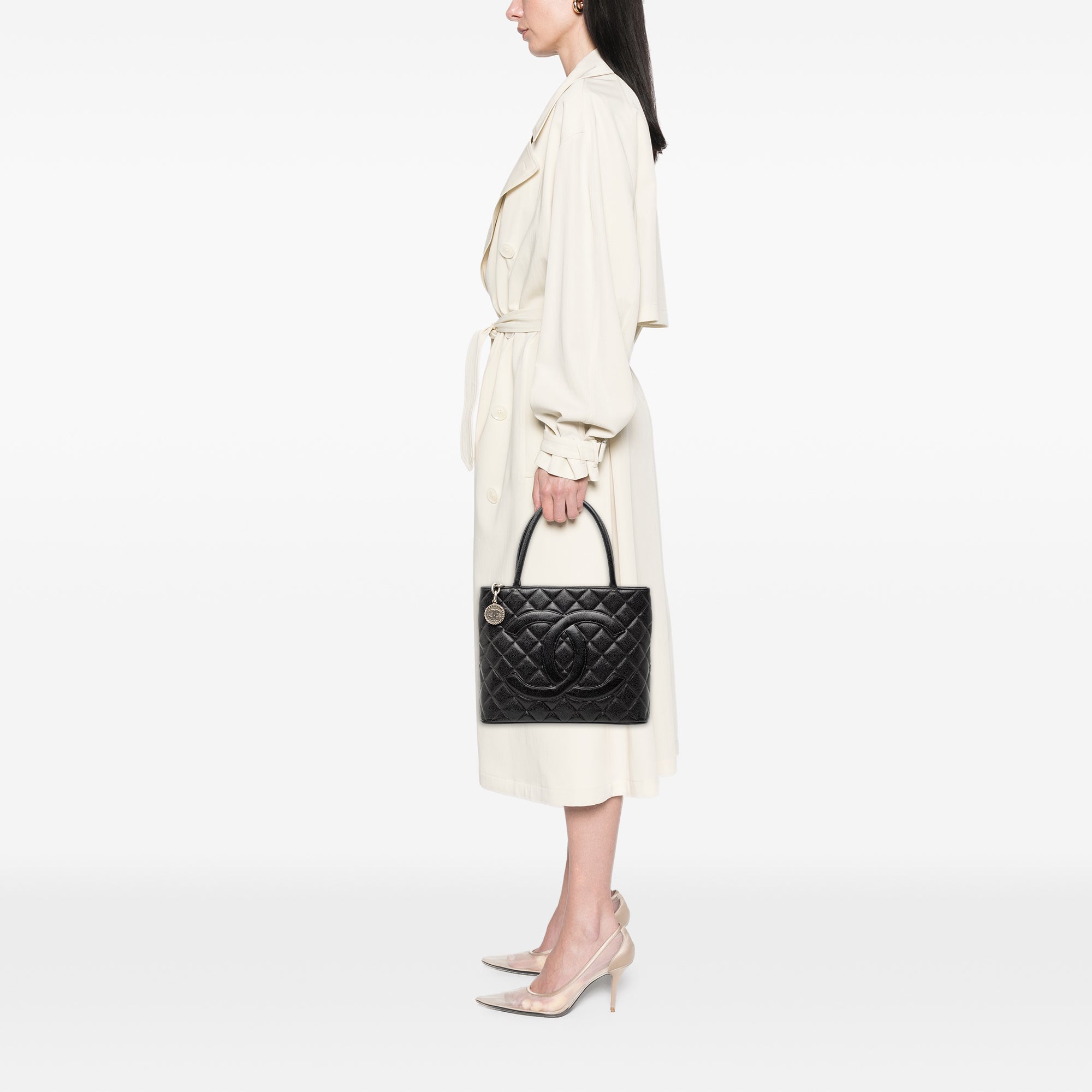 Chanel Caviar Medallion Tote - image 7
