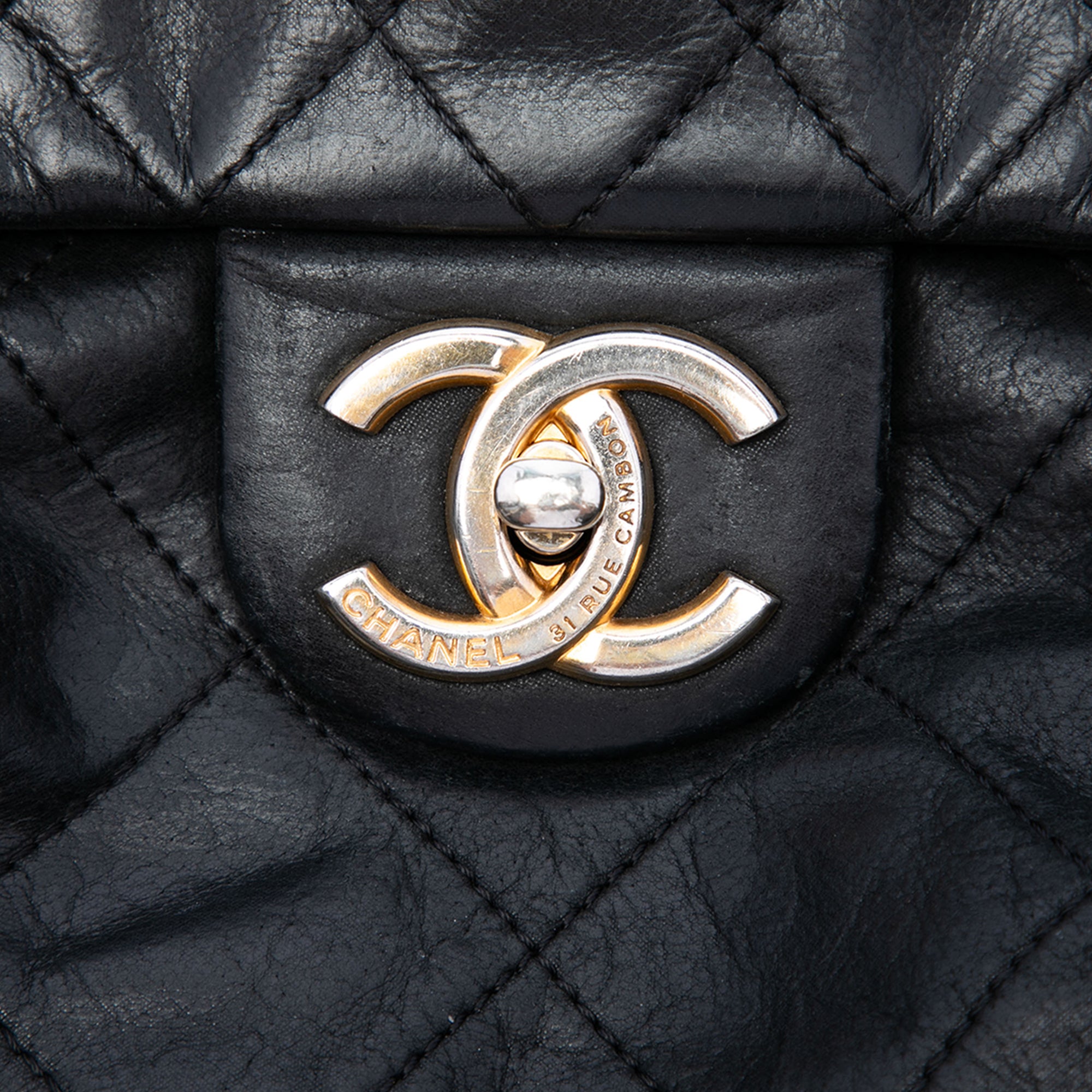 Chanel Large Quilted Iridescent Calfskin Chic Quilt Flap - image 5