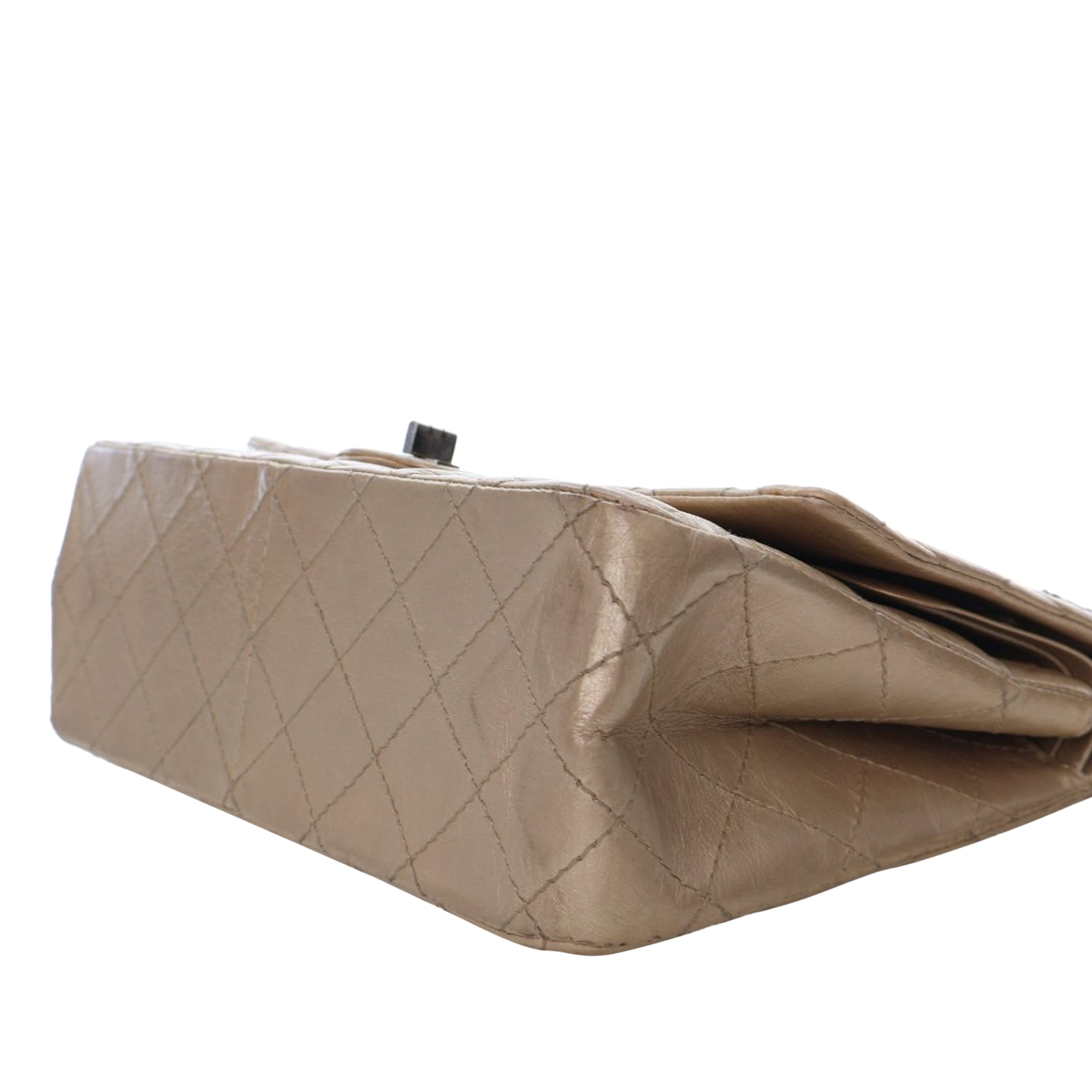 Chanel Reissue 2.55 Aged Calfskin Double Flap 226 - image 10